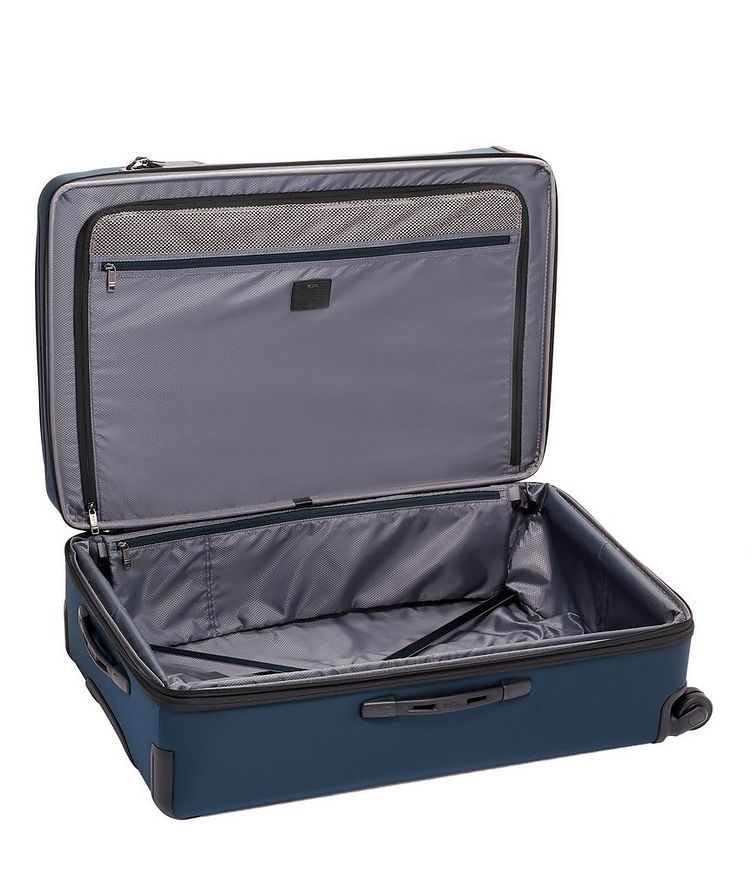 Extended Trip Expandable 4-Wheeled Suitcase image 3