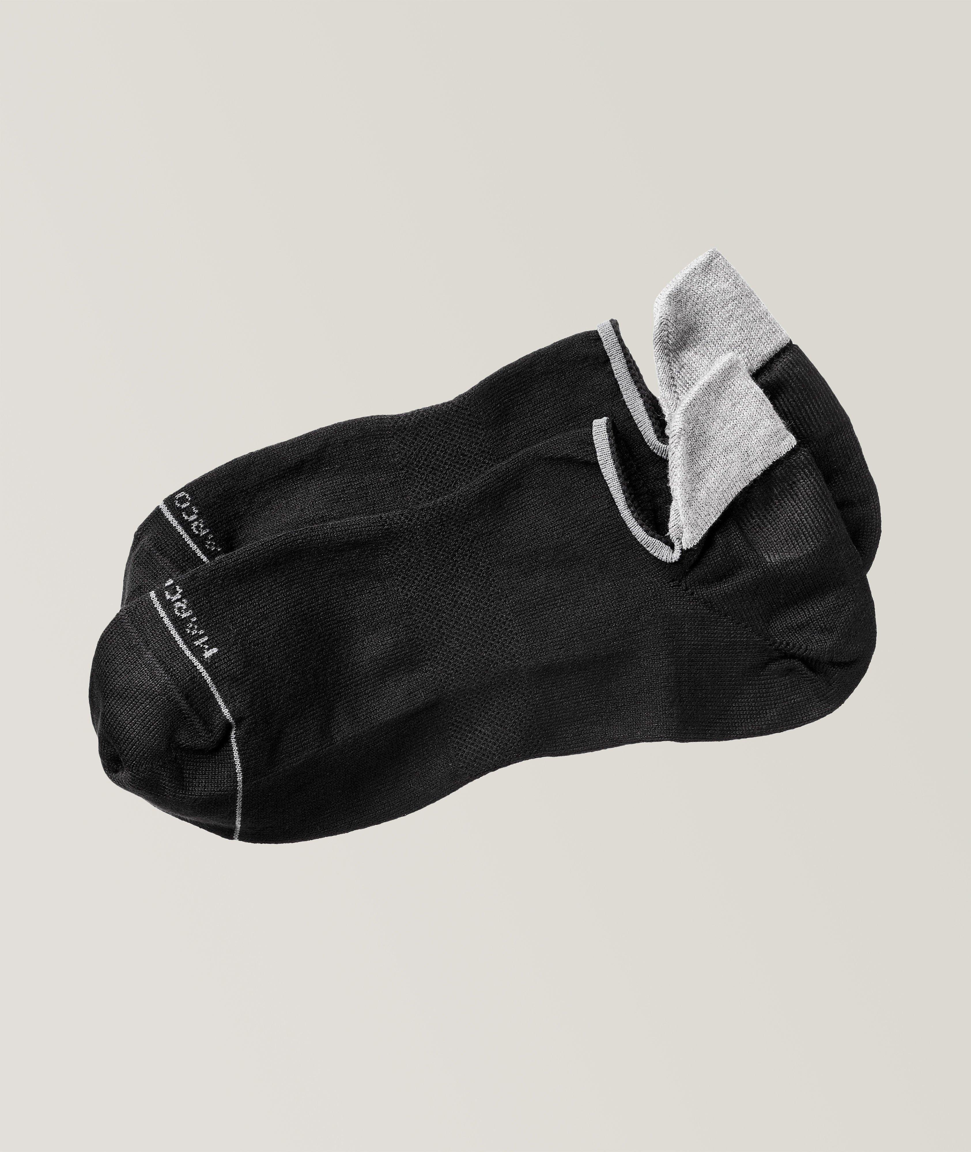 Invisible Touch Sneaker Socks image 0