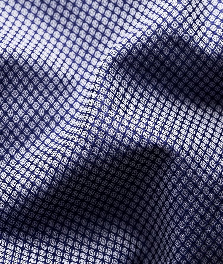 Chemise habillée à motif caviar de coupe amincie image 5