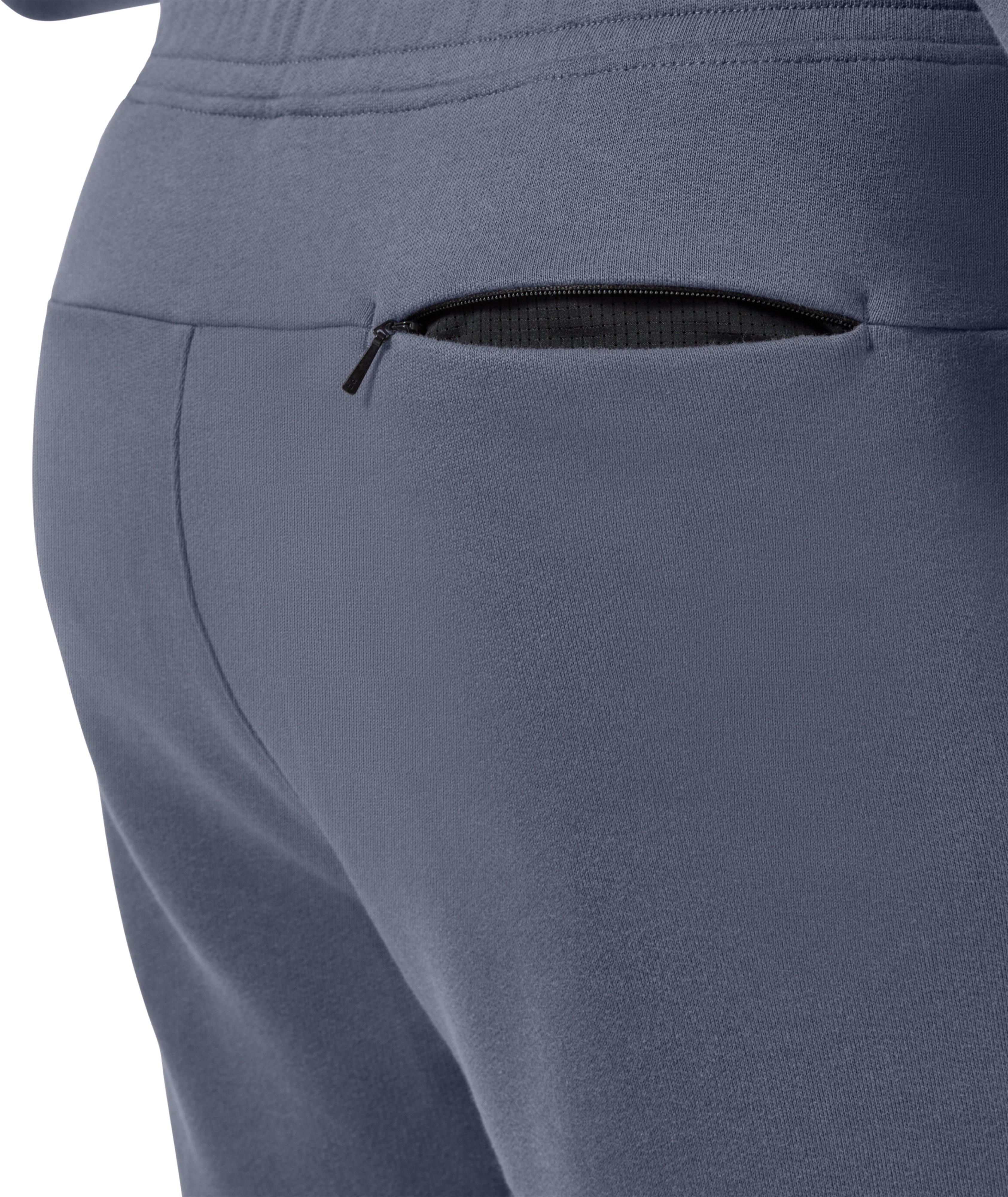 Short sport en tissu performance bouclé image 3