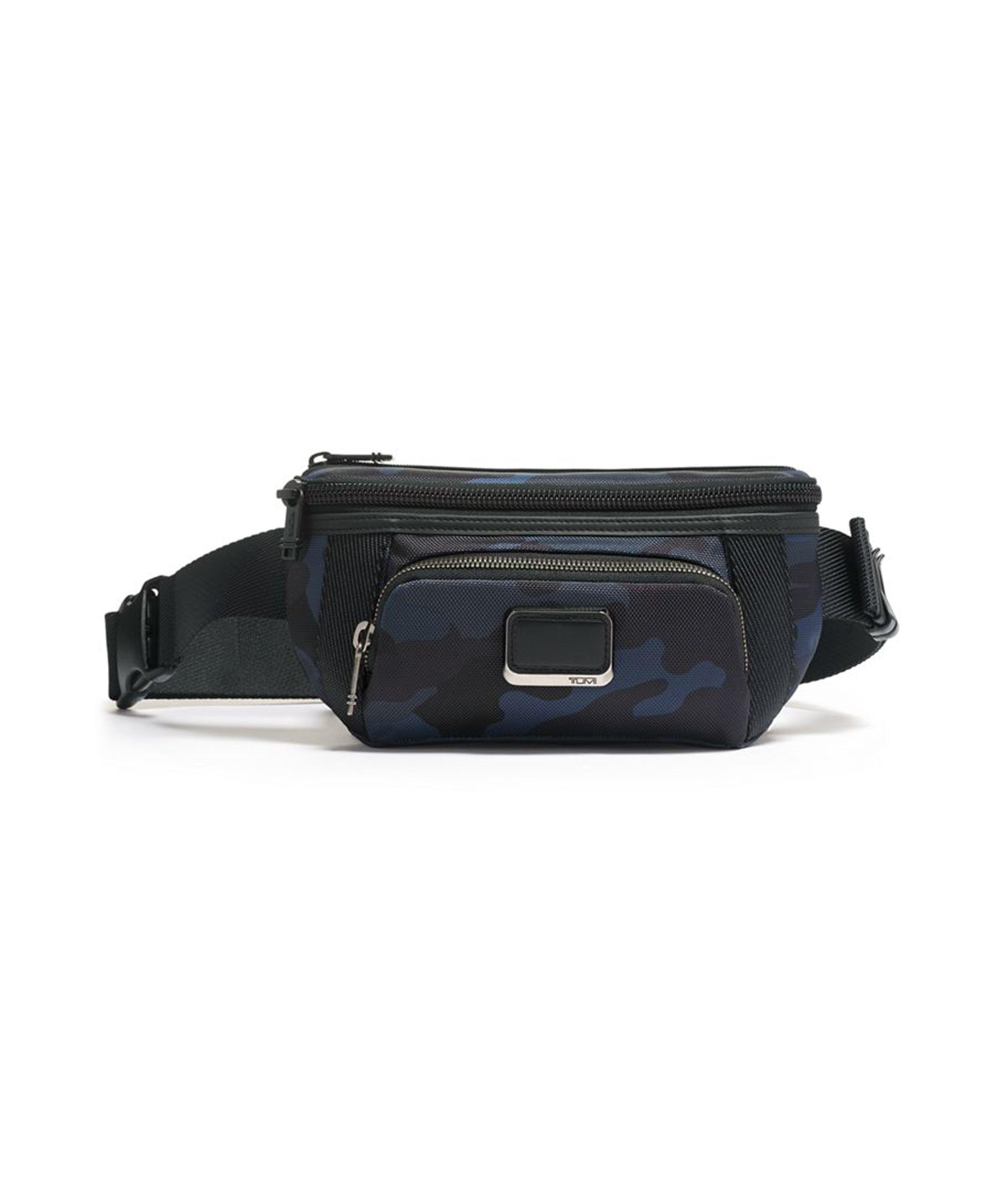 Pouch bag tumi 2025