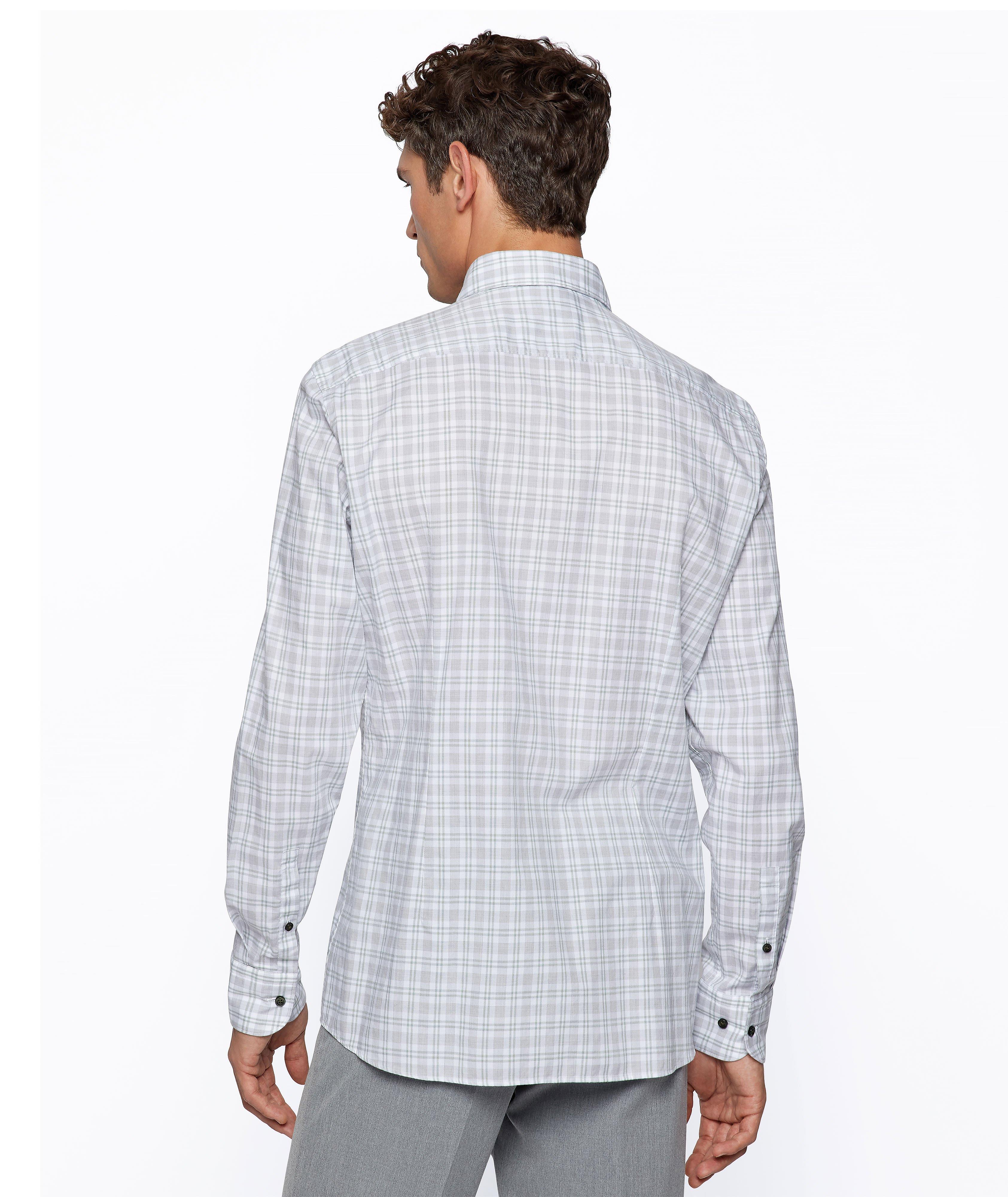 Chemise en coton de coupe amincie image 2