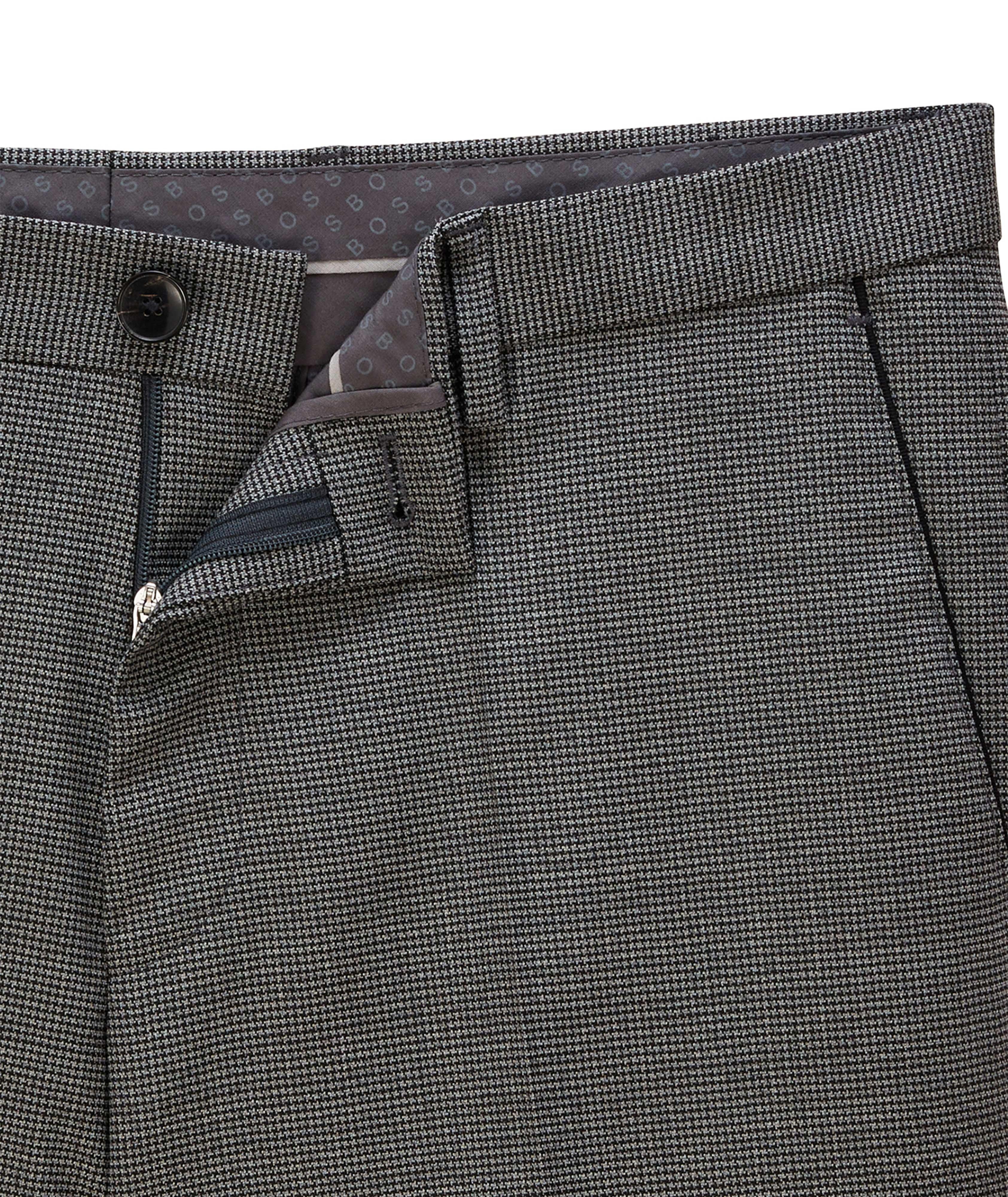 Pantalon habillé en lainage à motif de chevrons de coupe amincie image 4