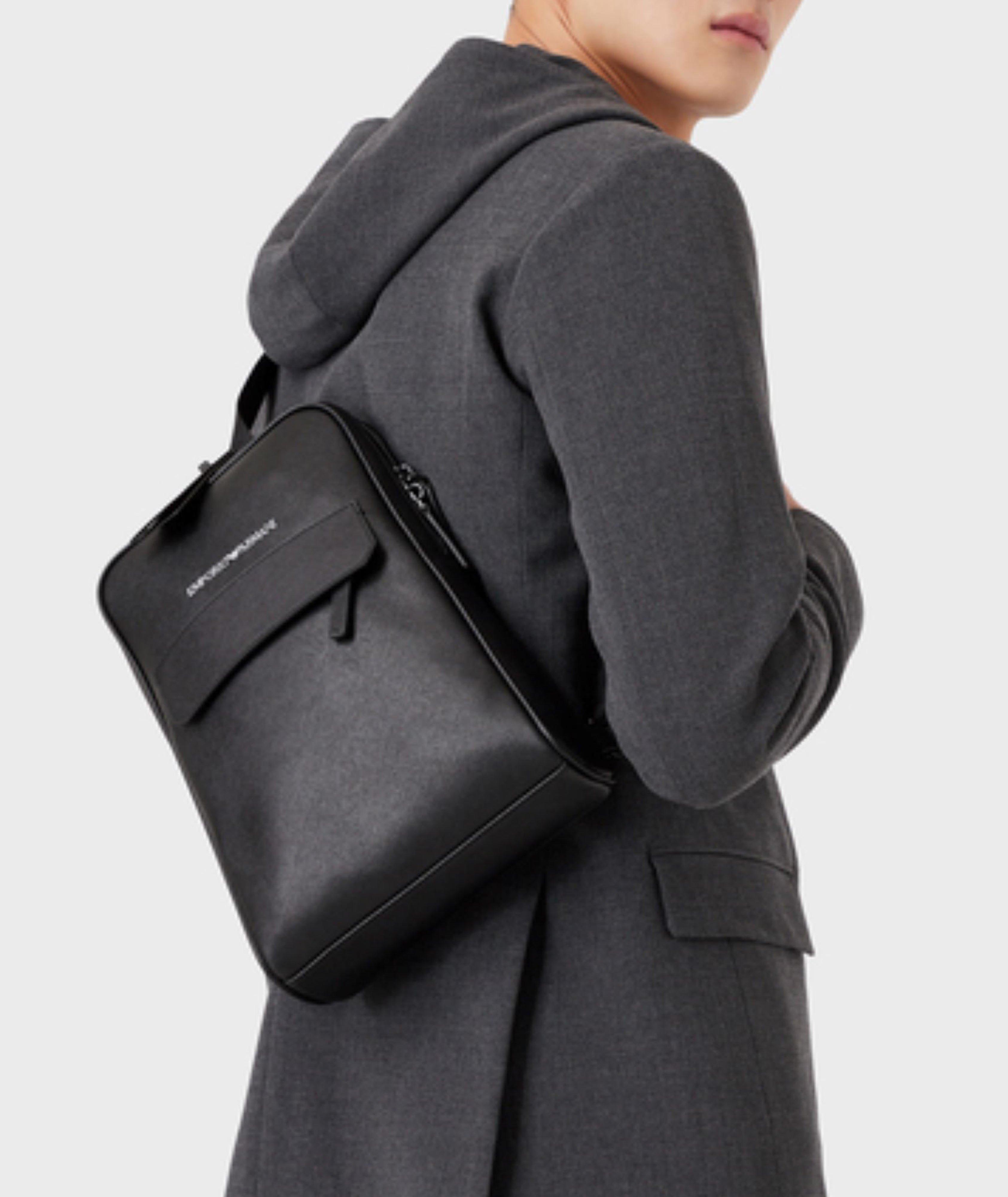 Sac à dos en cuir Saffiano durable à bretelle simple image 5