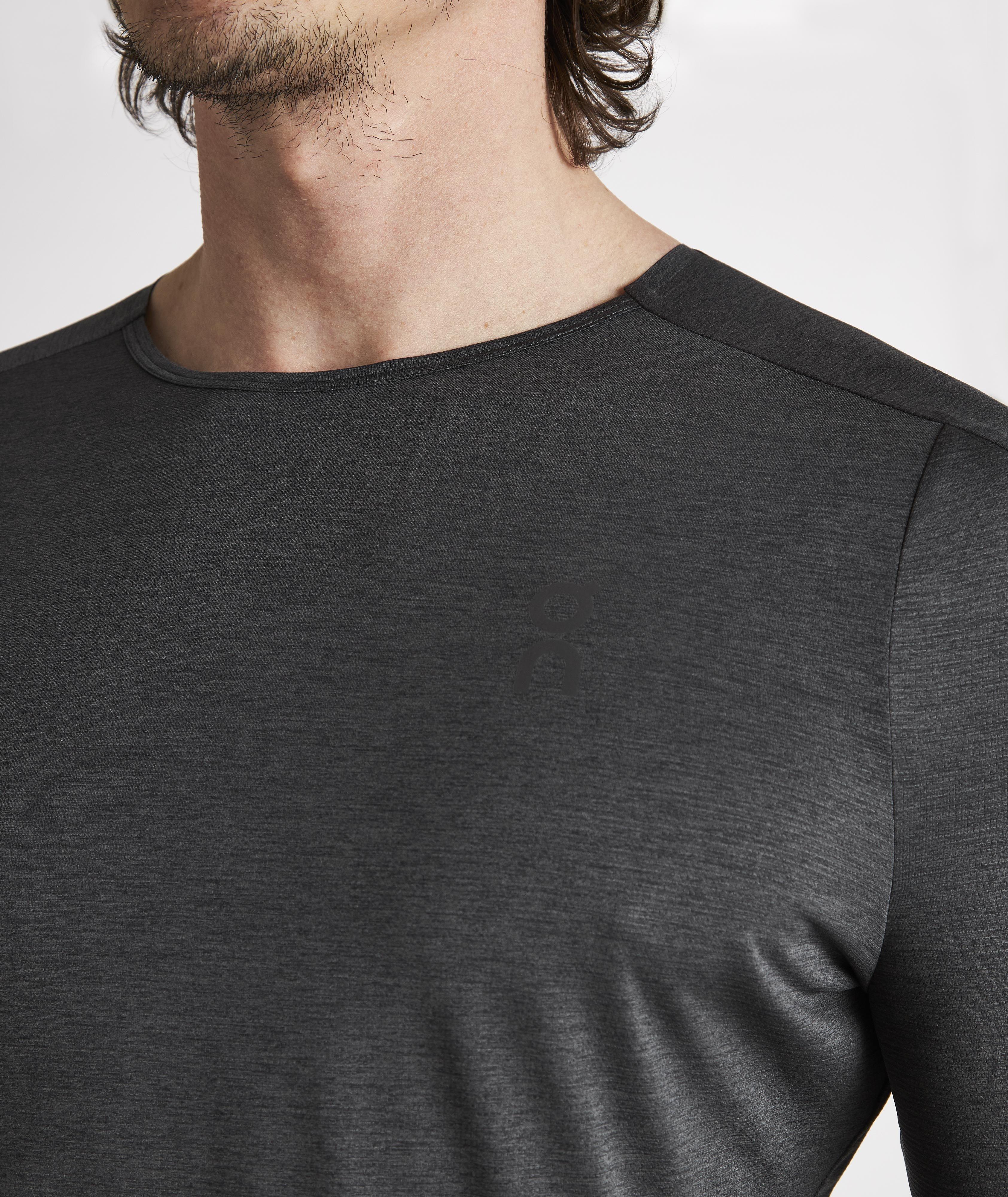 On Performance Long T-Shirt | Sweaters & Knits | Harry Rosen