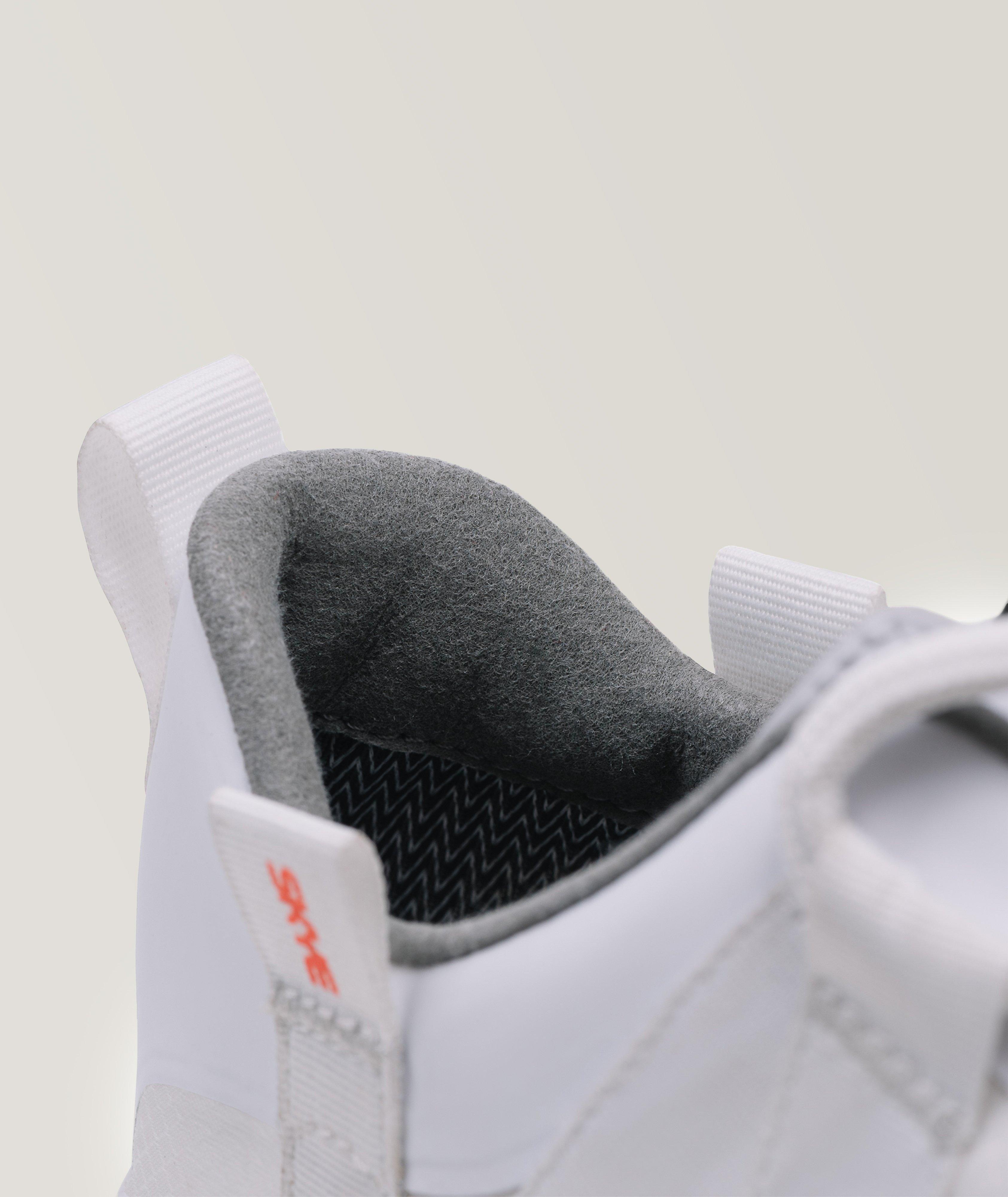 Thumbnail to select image 6