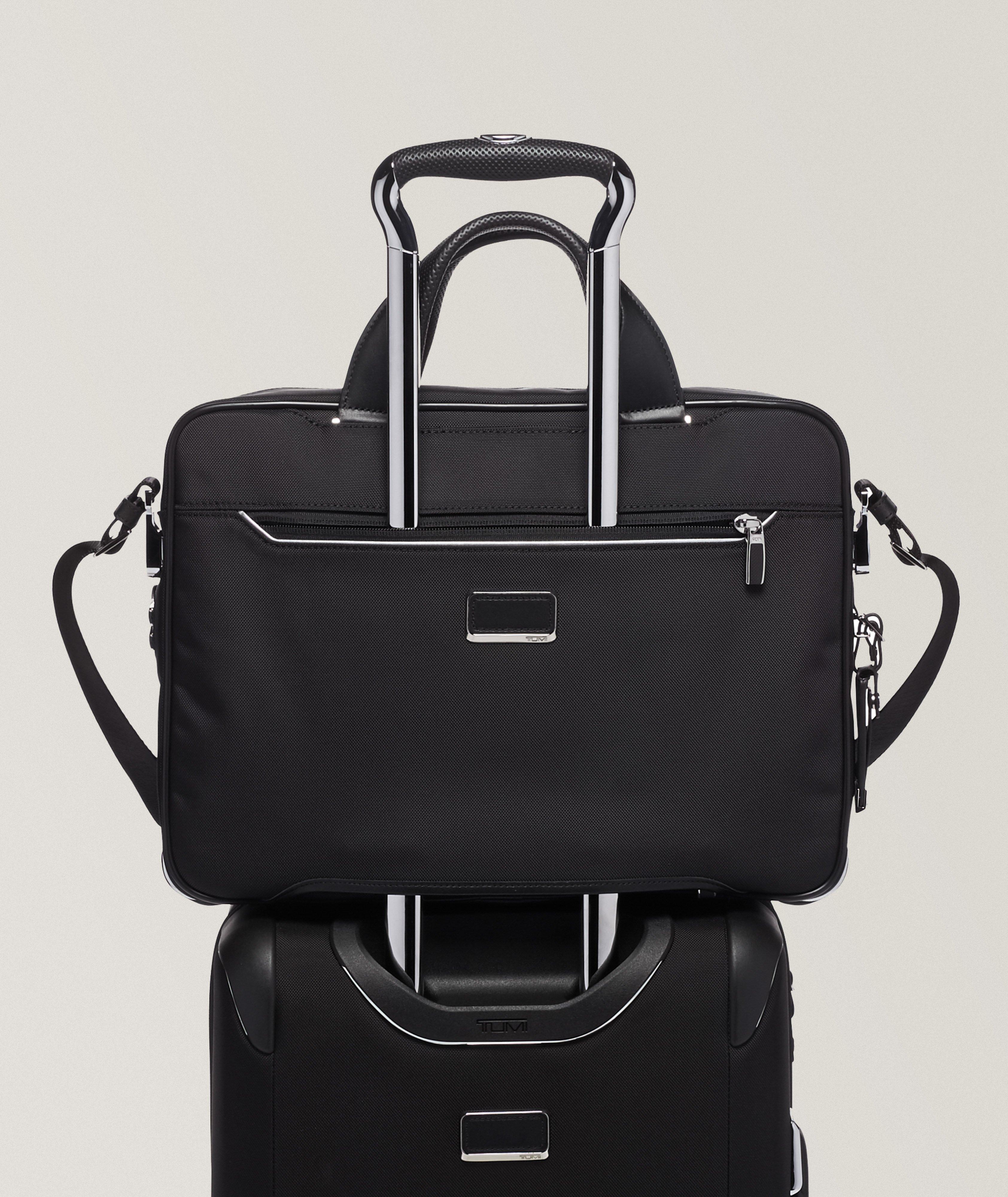 Arrive Briefcase image 1