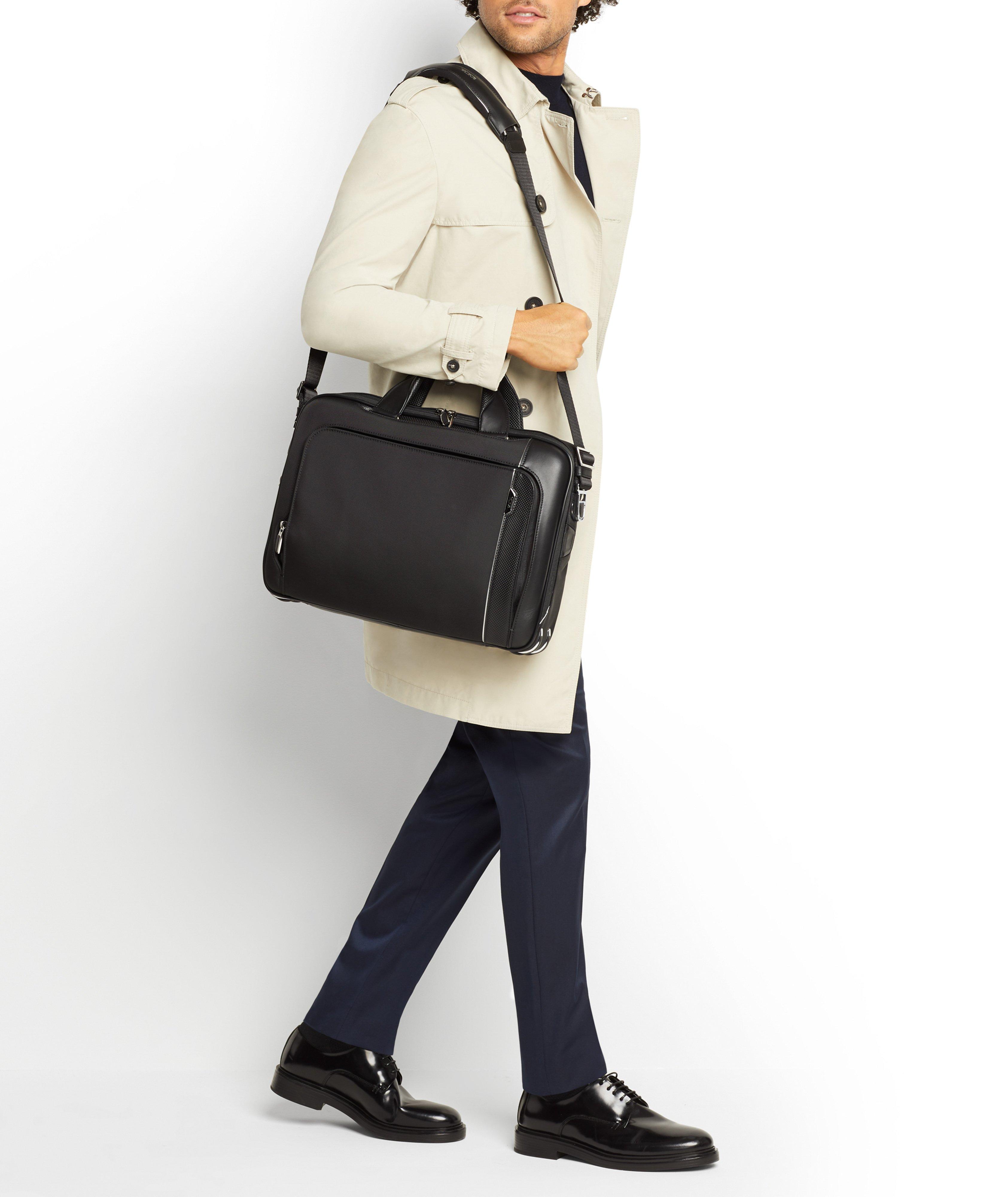 Arrive Briefcase image 6
