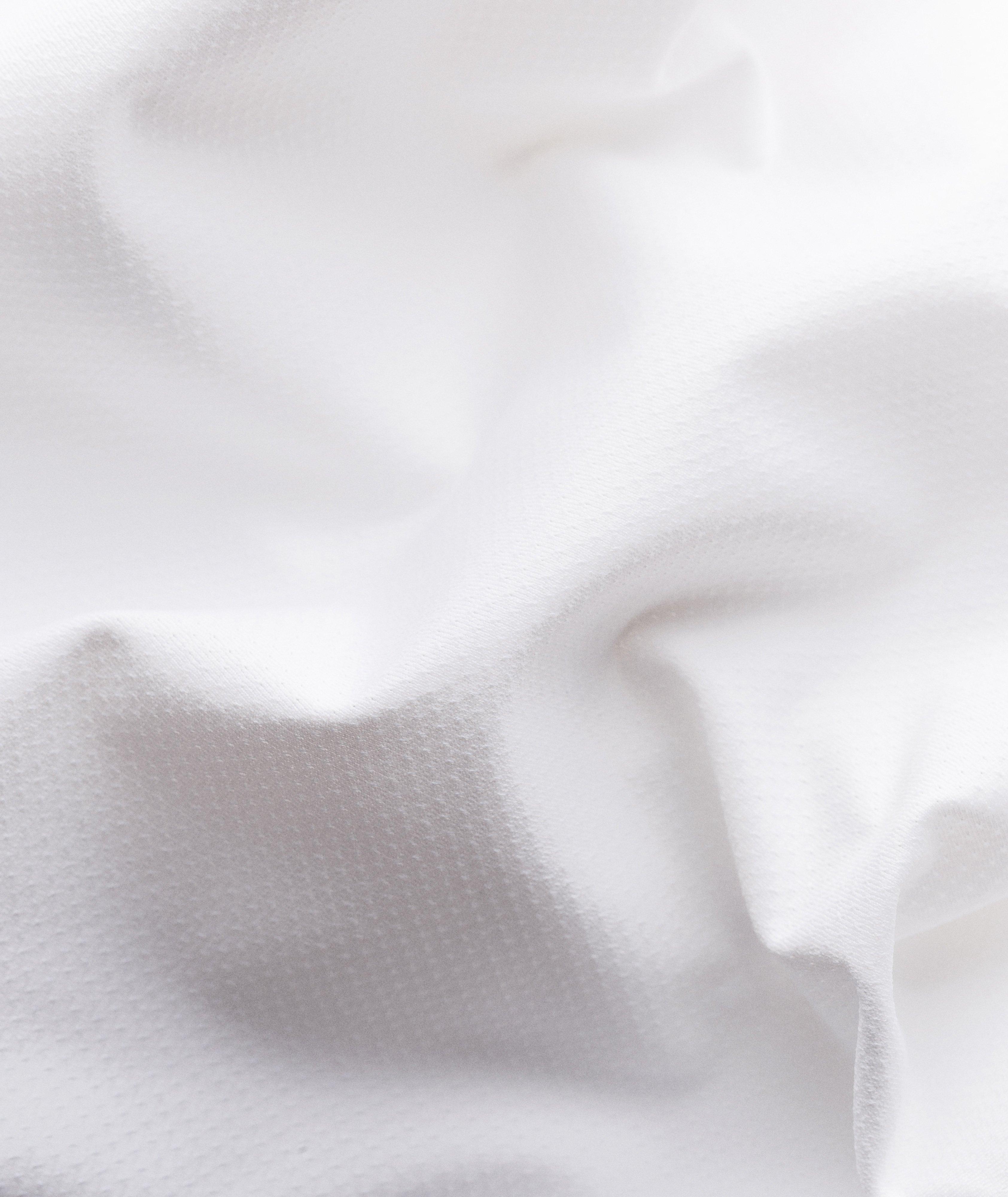 Chemise habillée en tissu extensible de coupe amincie image 2
