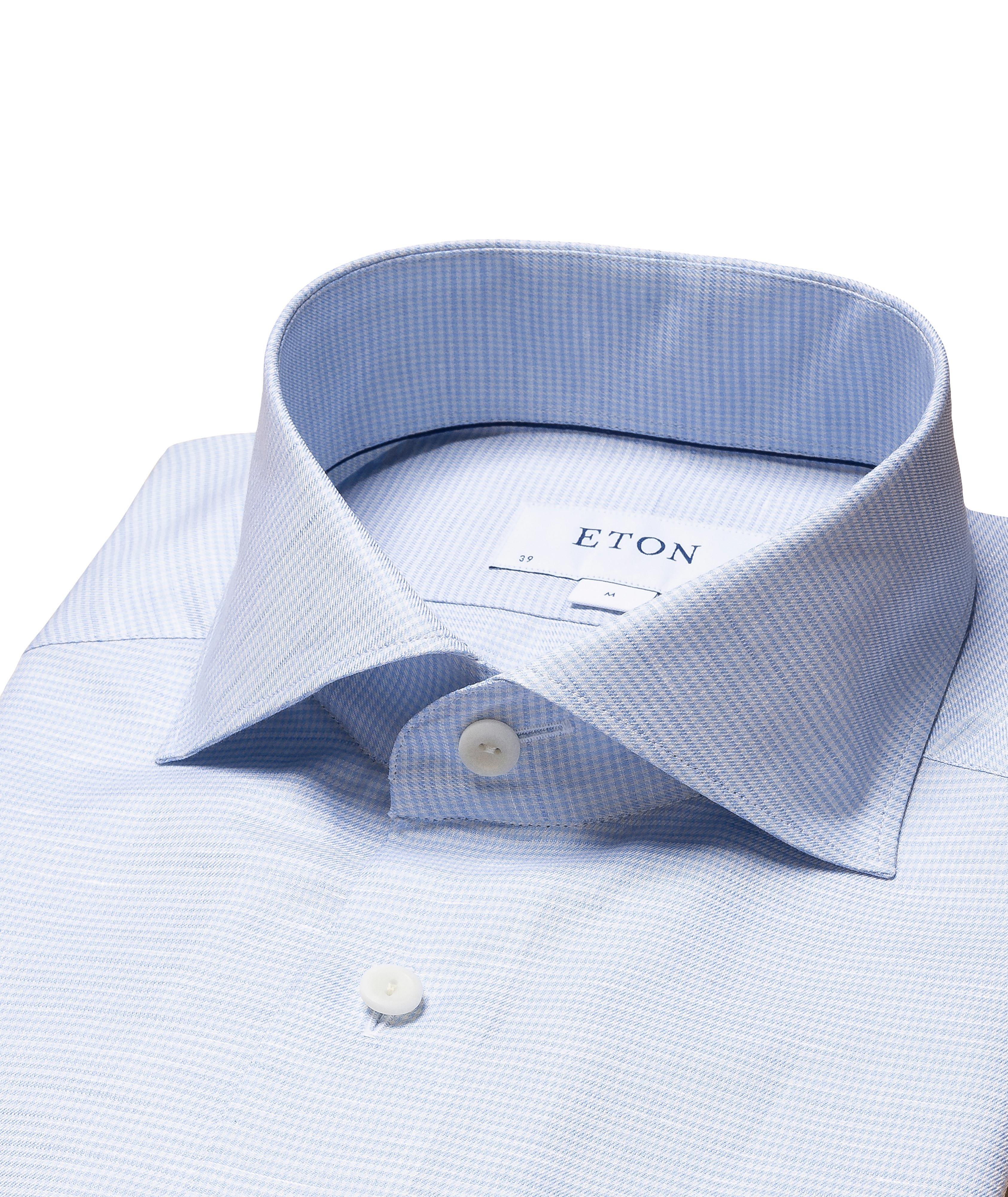 Chemise en coton et lin de coupe contemporaine image 4