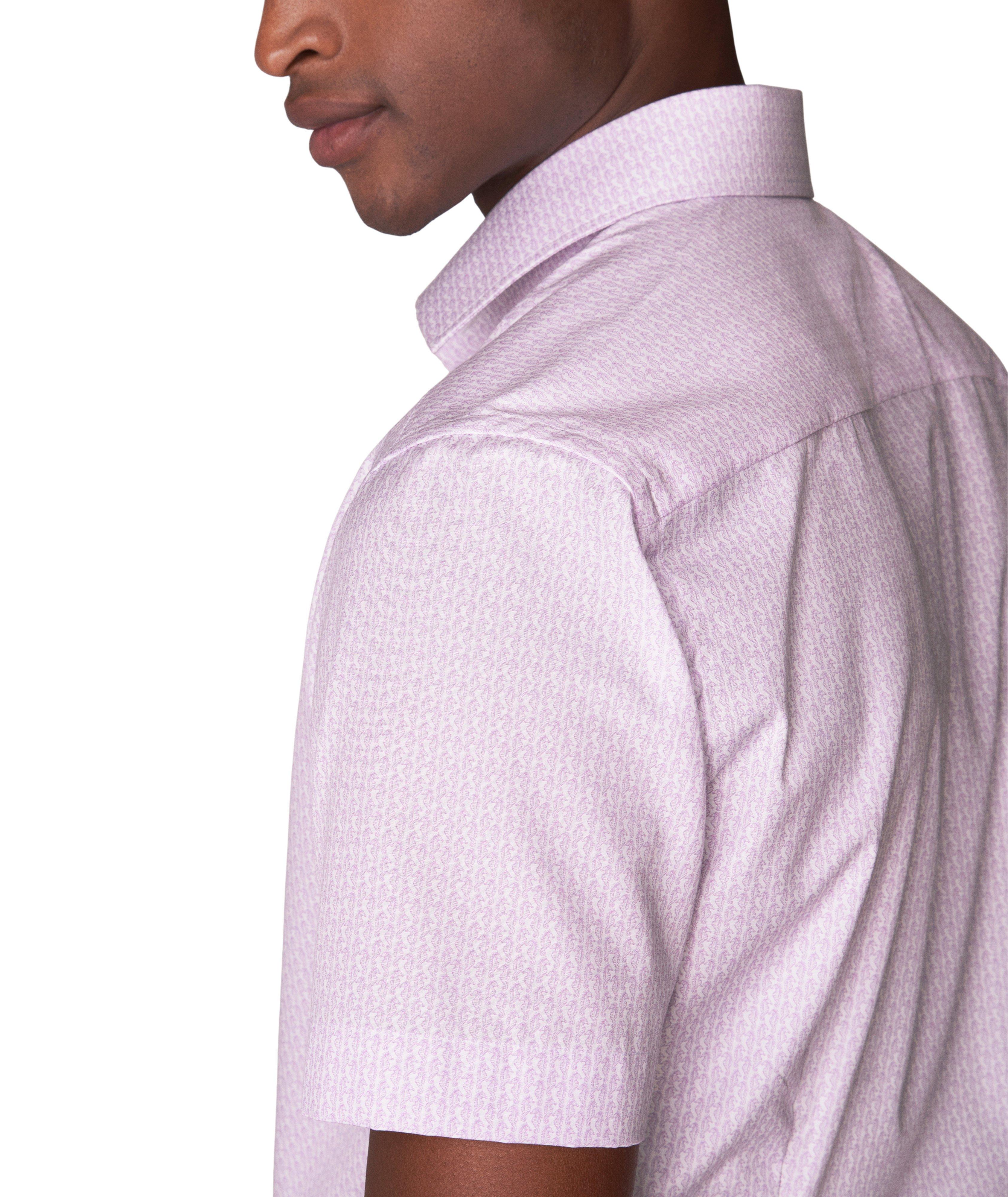 Chemise à motifs et à manches courtes de coupe contemporaine image 3