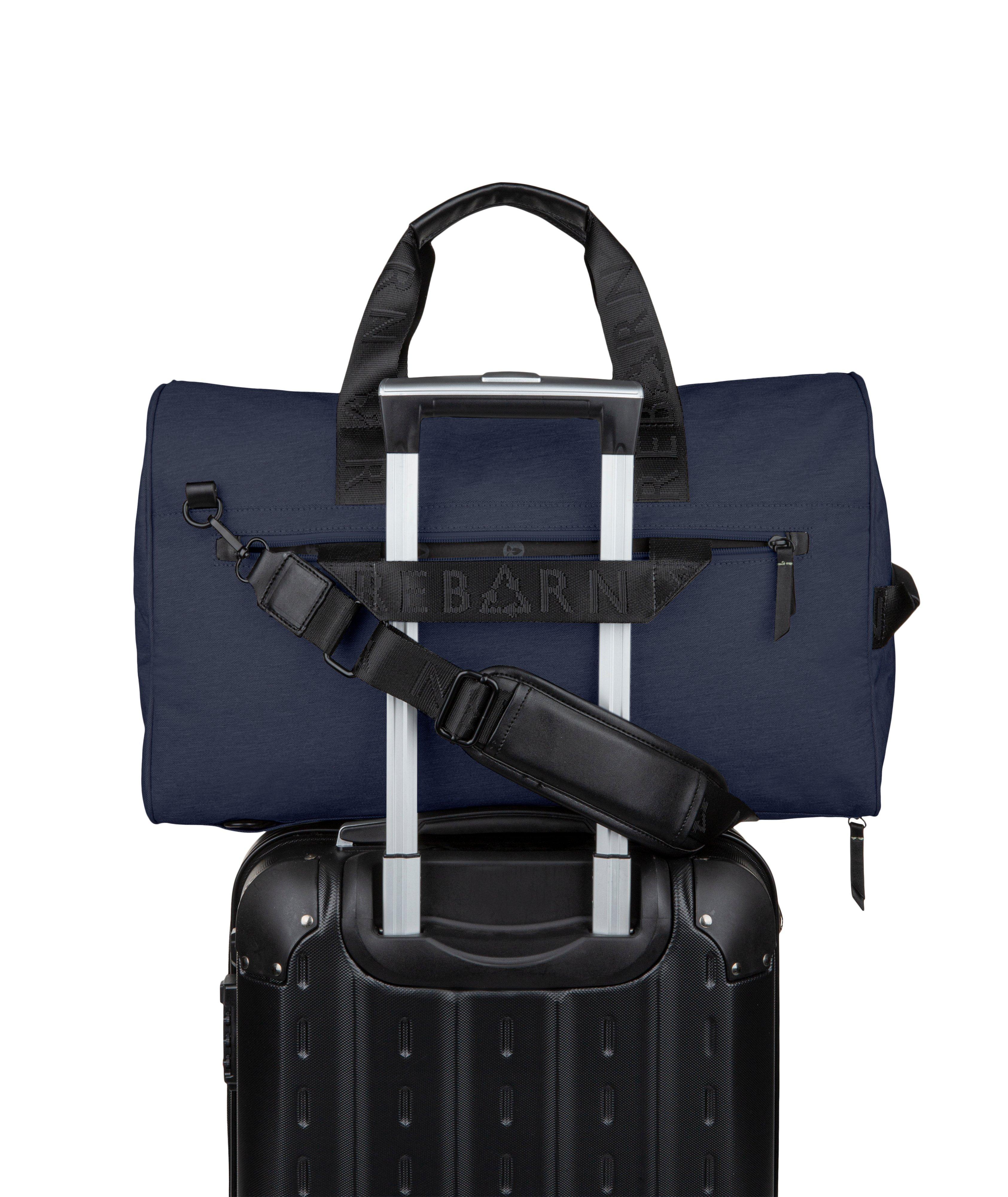 2-in-1 Hybrid Duffle Bag image 3