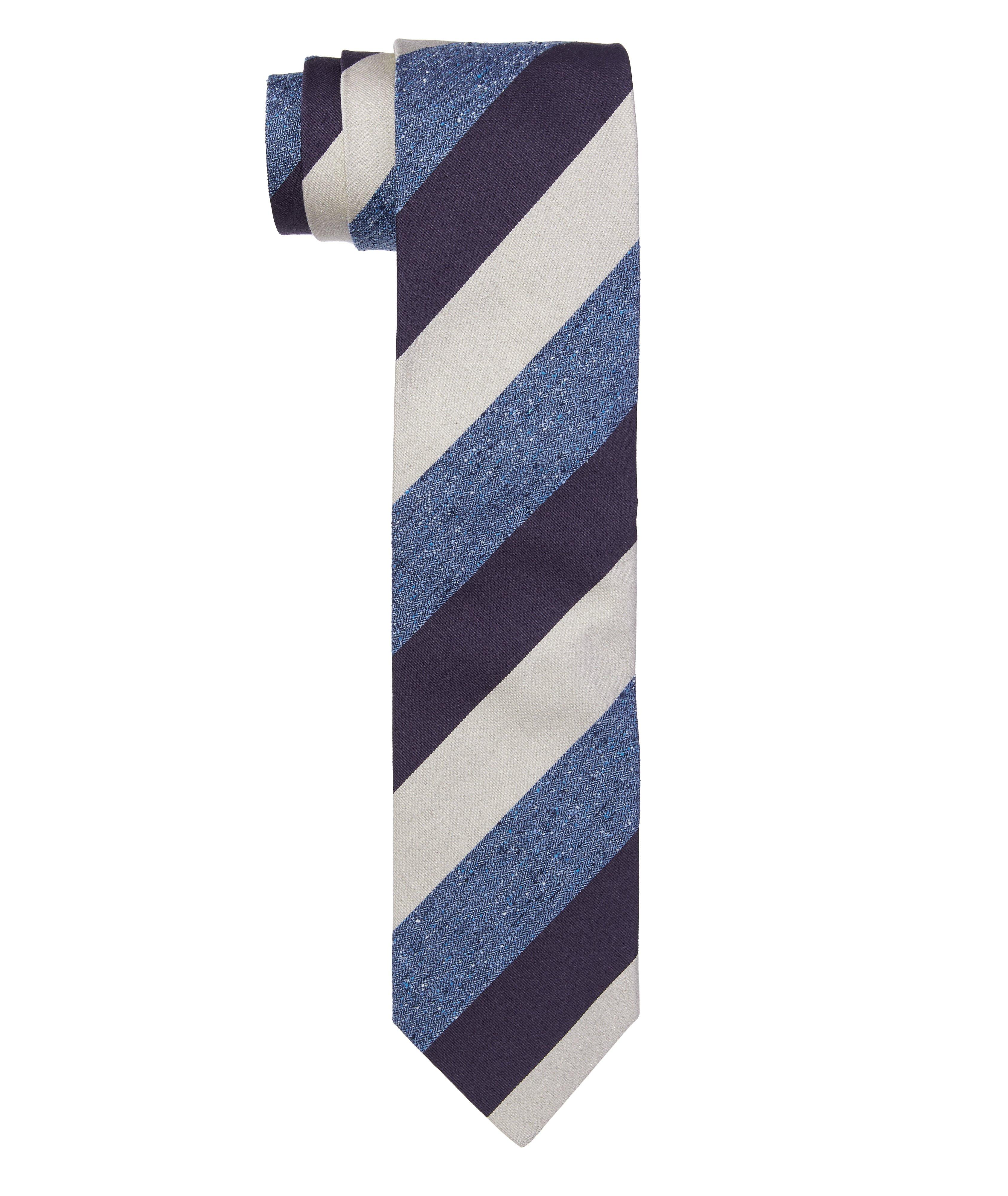 Stripe Pattern Silk Tie image 0