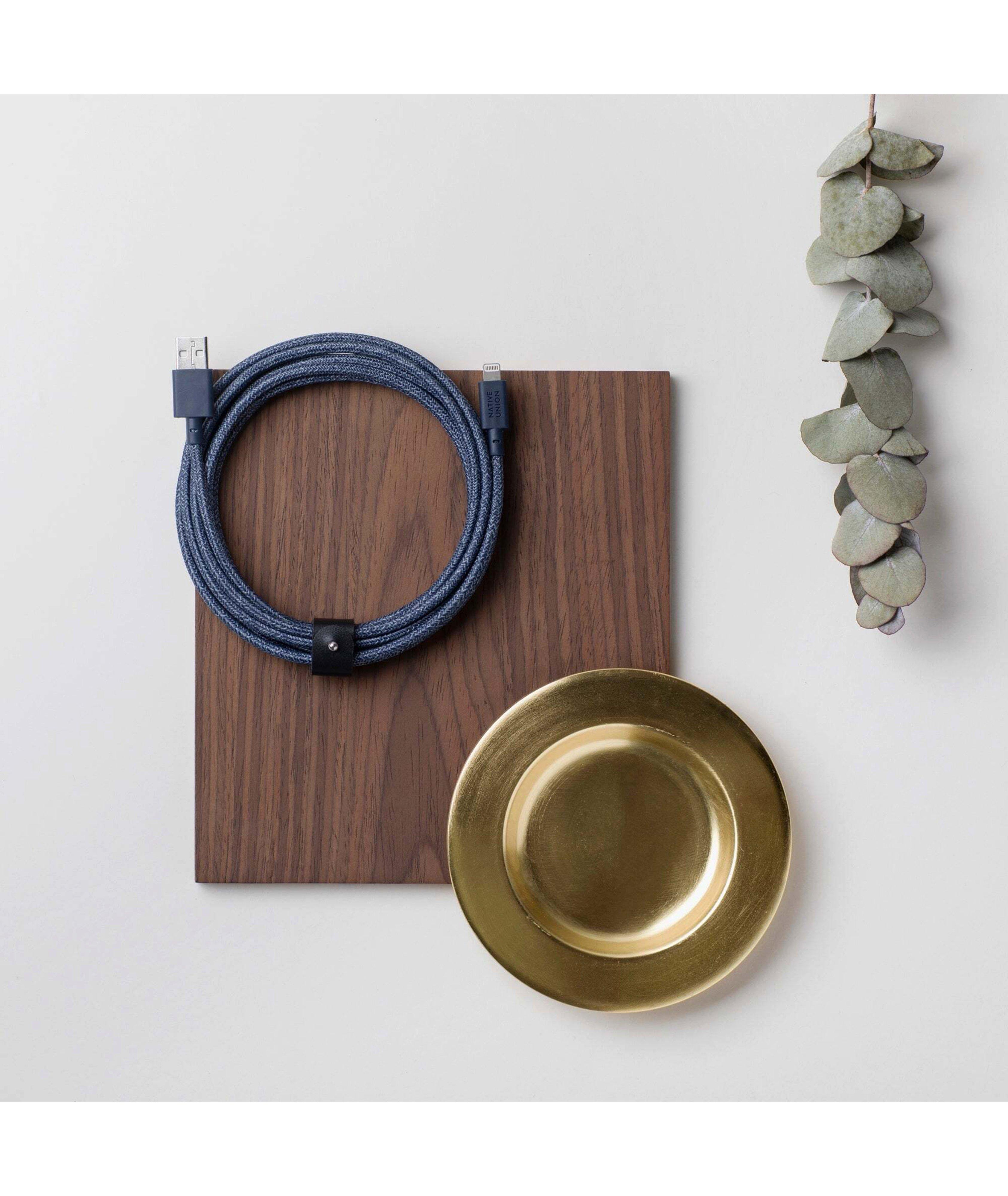 Thumbnail to select image 4