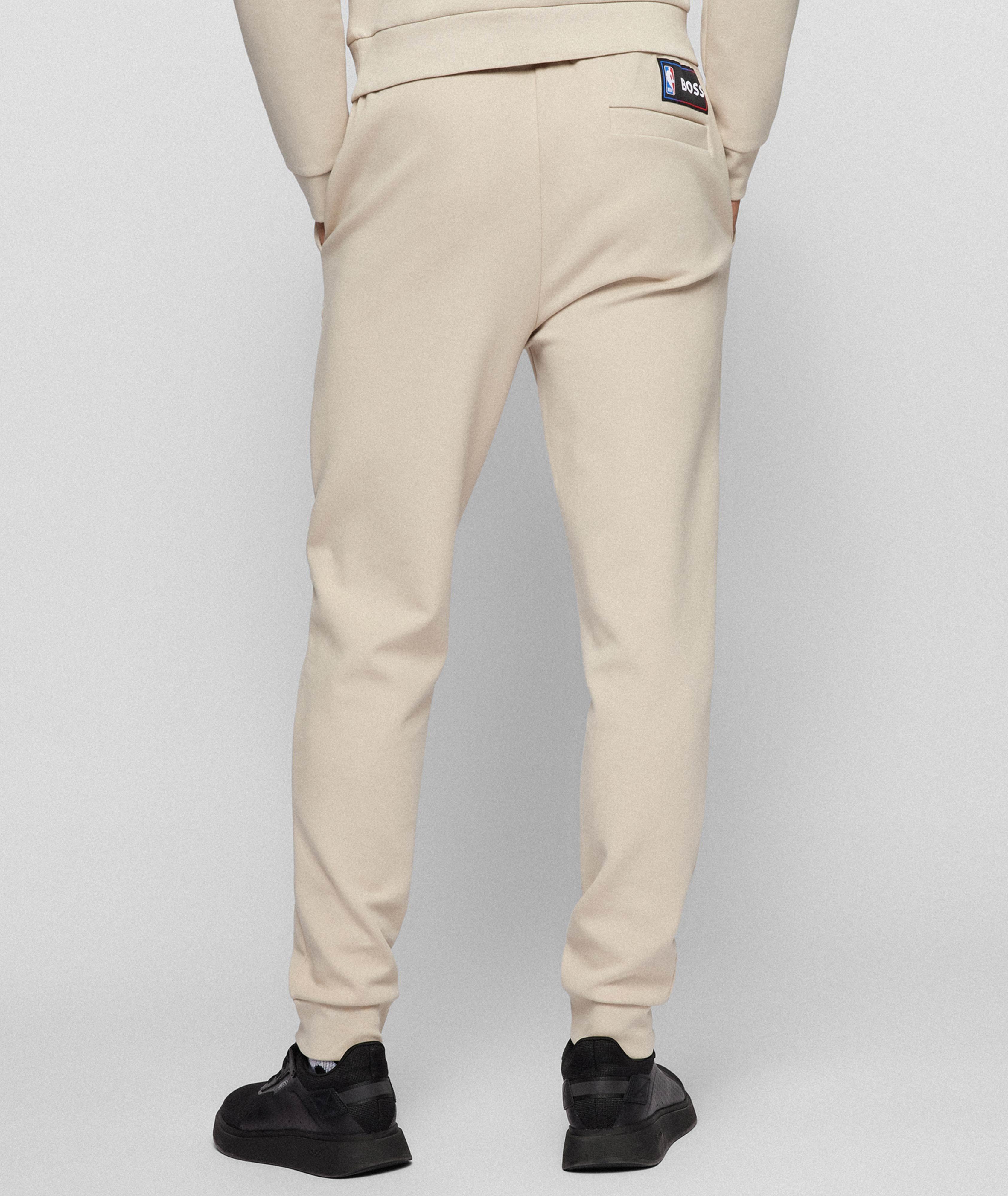 Pantalon sport avec logos, collection NBA image 2