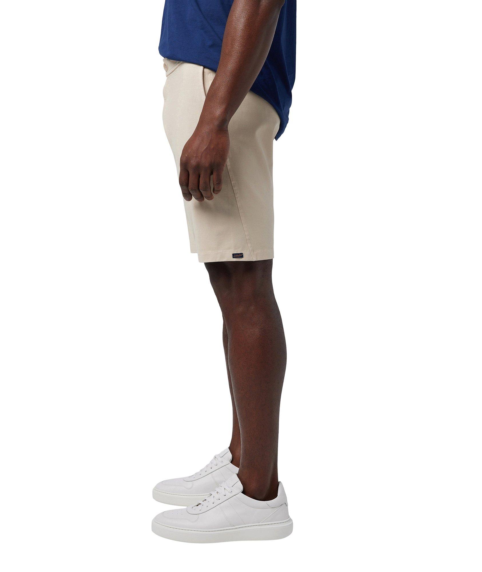 Thumbnail to select image 2