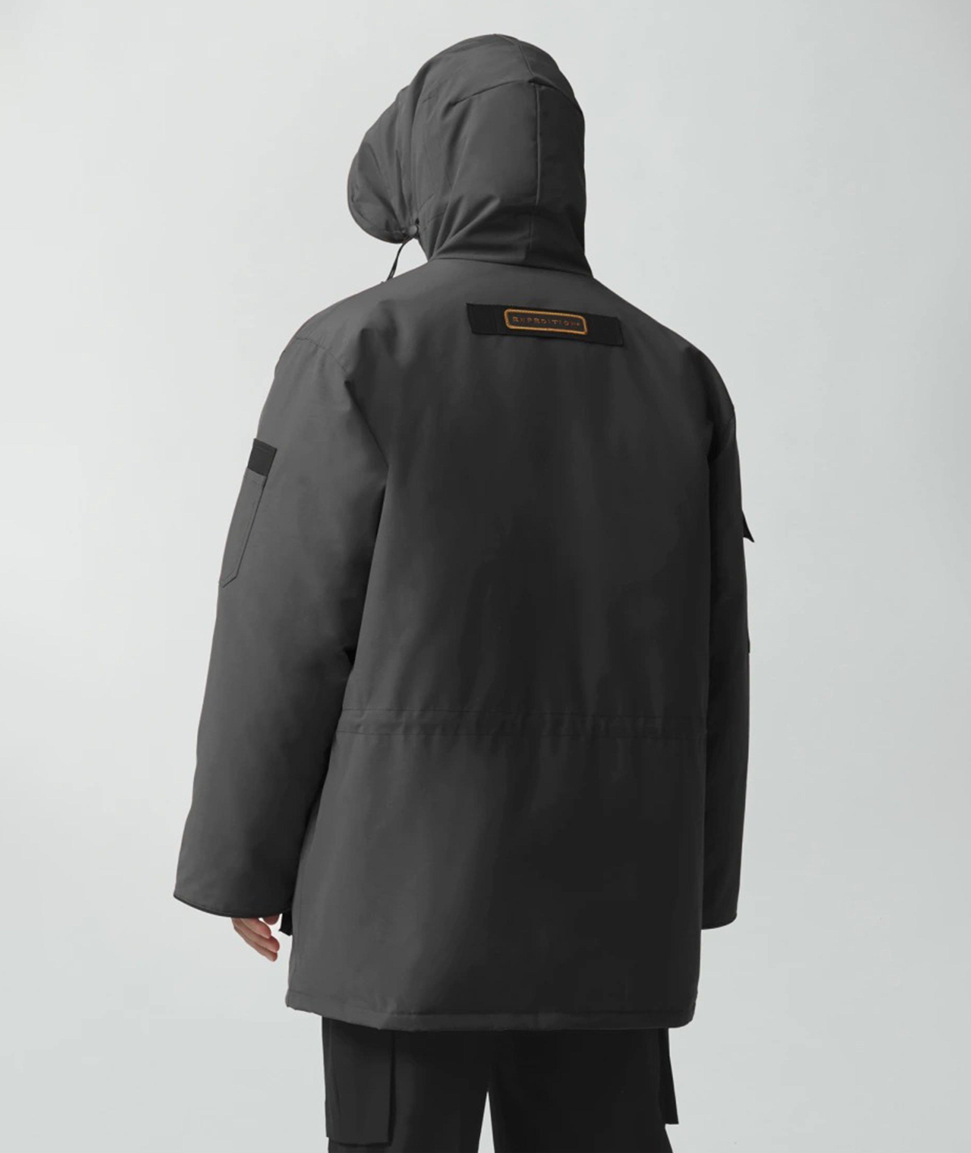 PARKA FW22 – Eleventy Canada