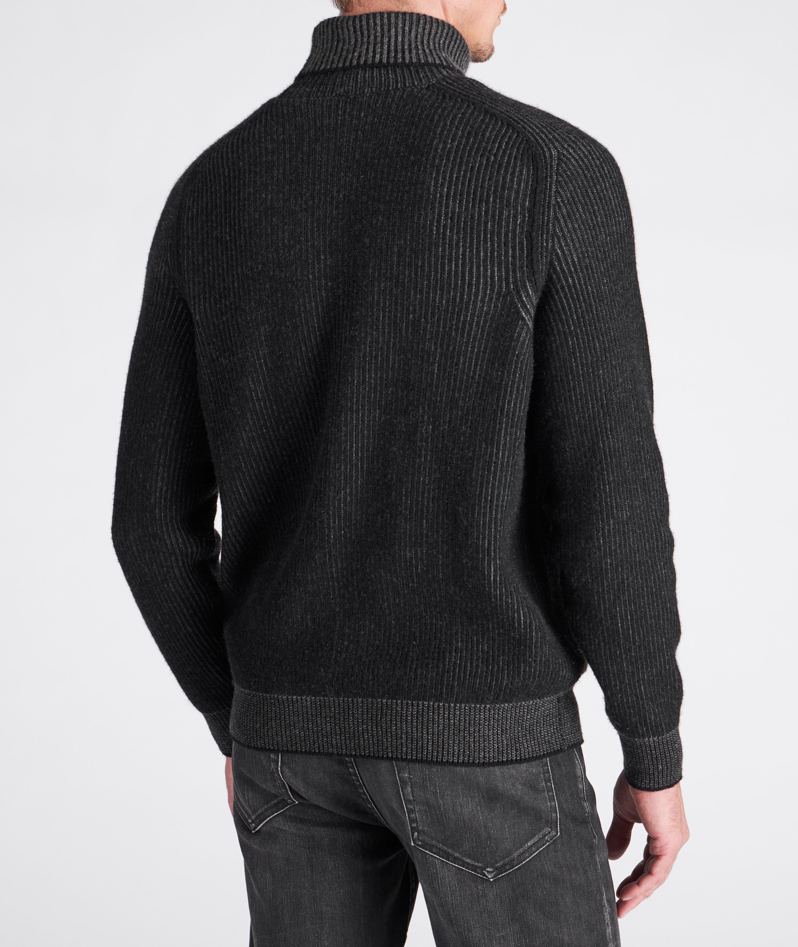 Dinghy Roll Cashmere Turtleneck image 2