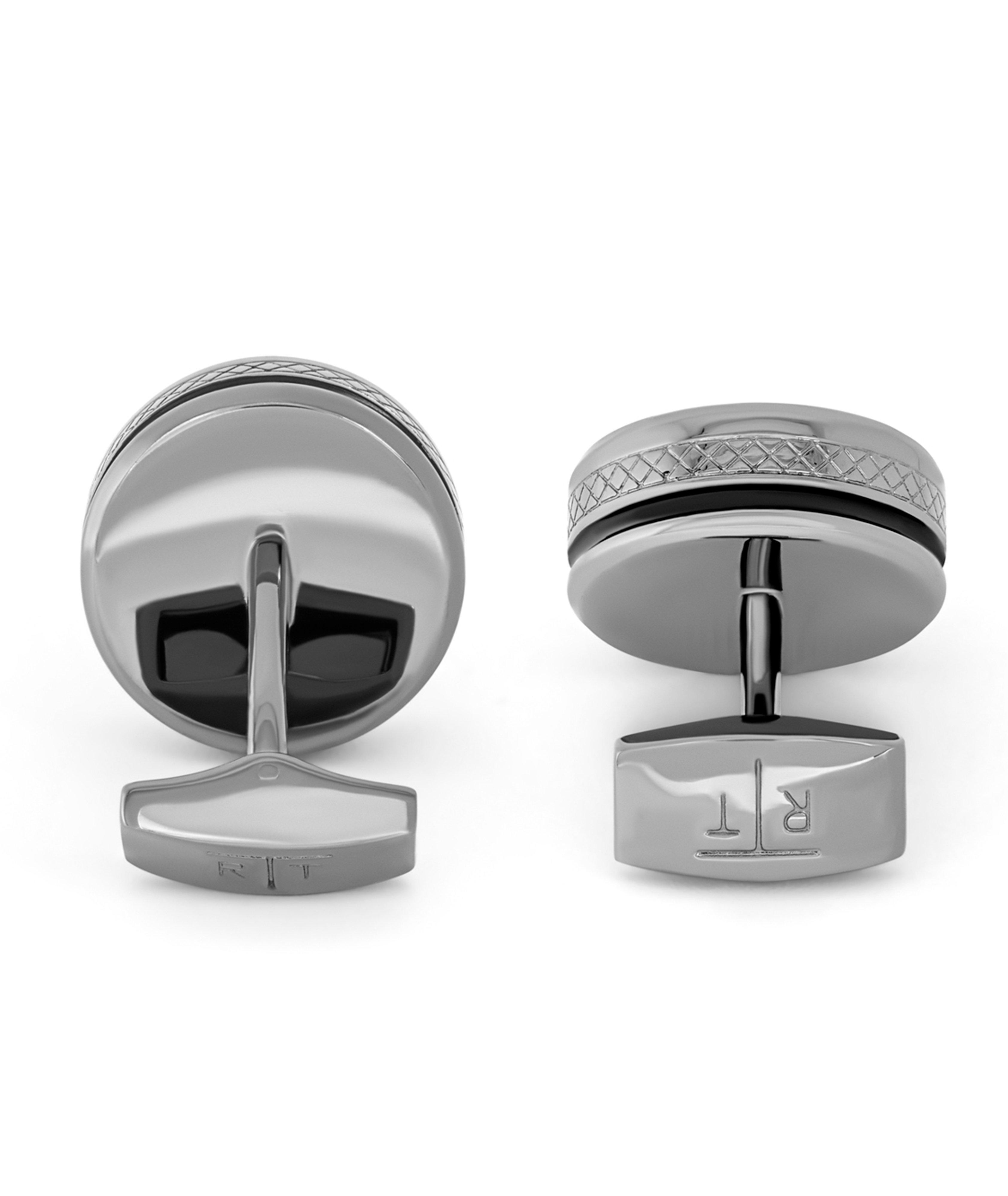 Thumbnail to select image 2