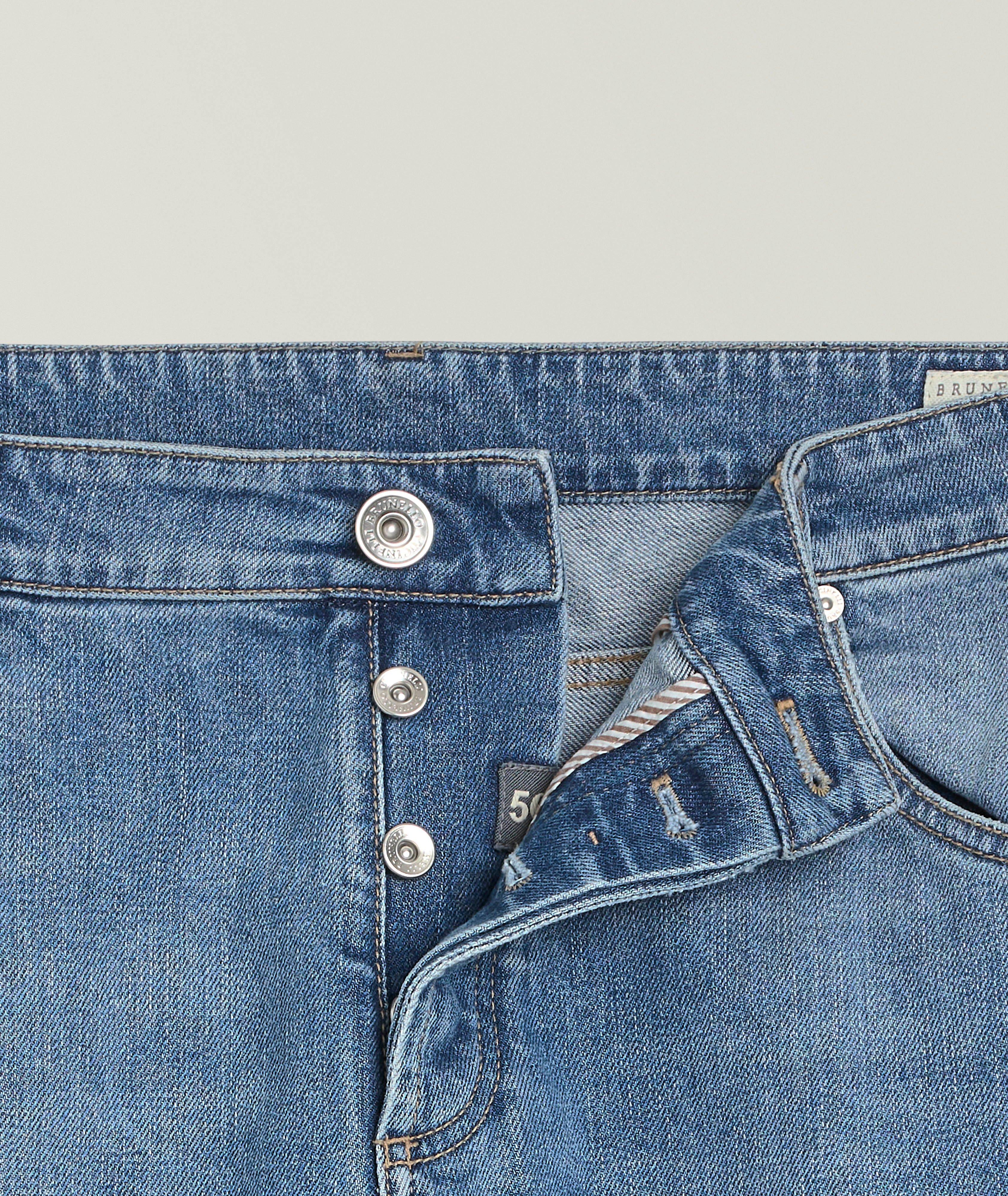 Thumbnail to select image 2