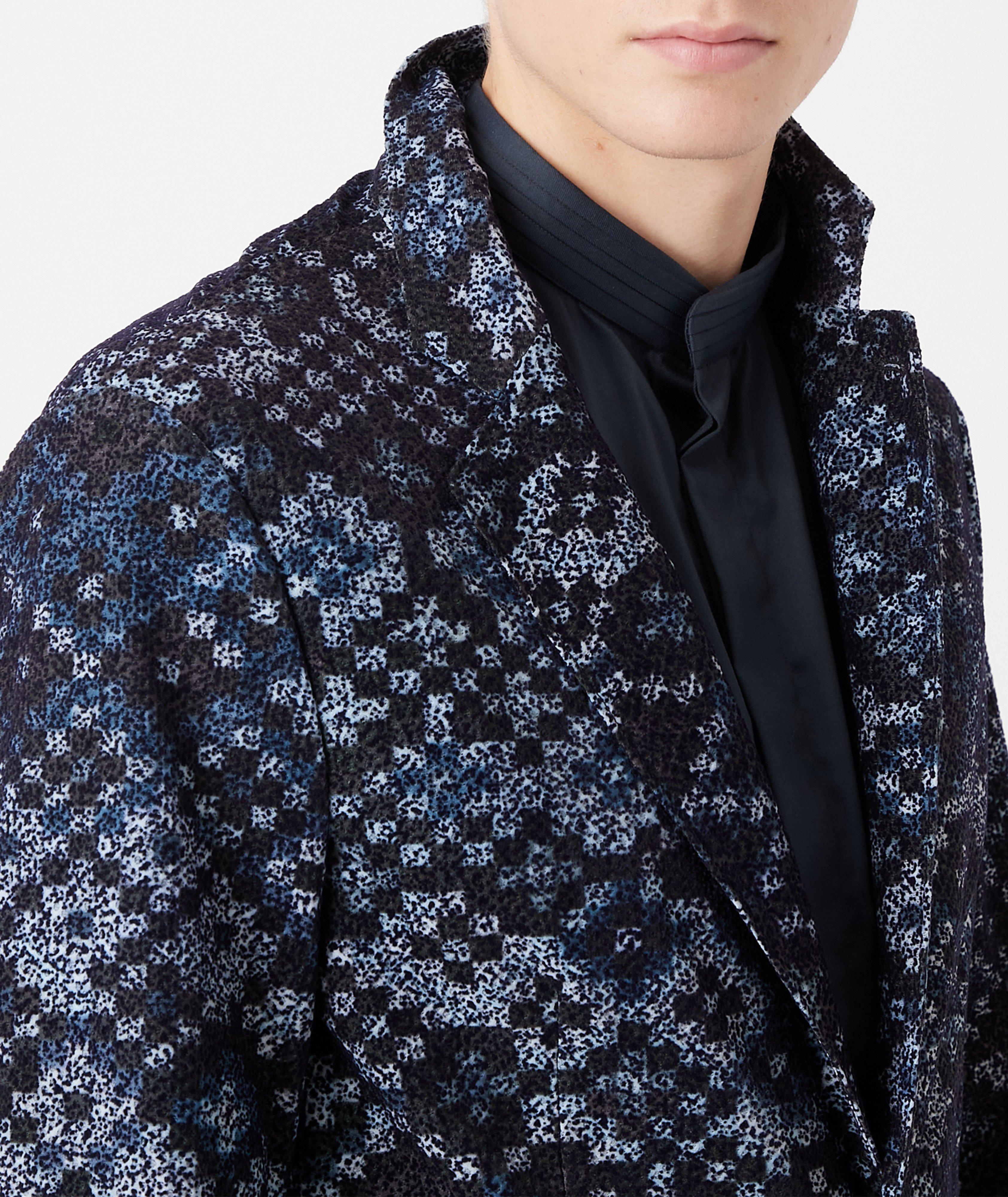 Thumbnail to select image 4