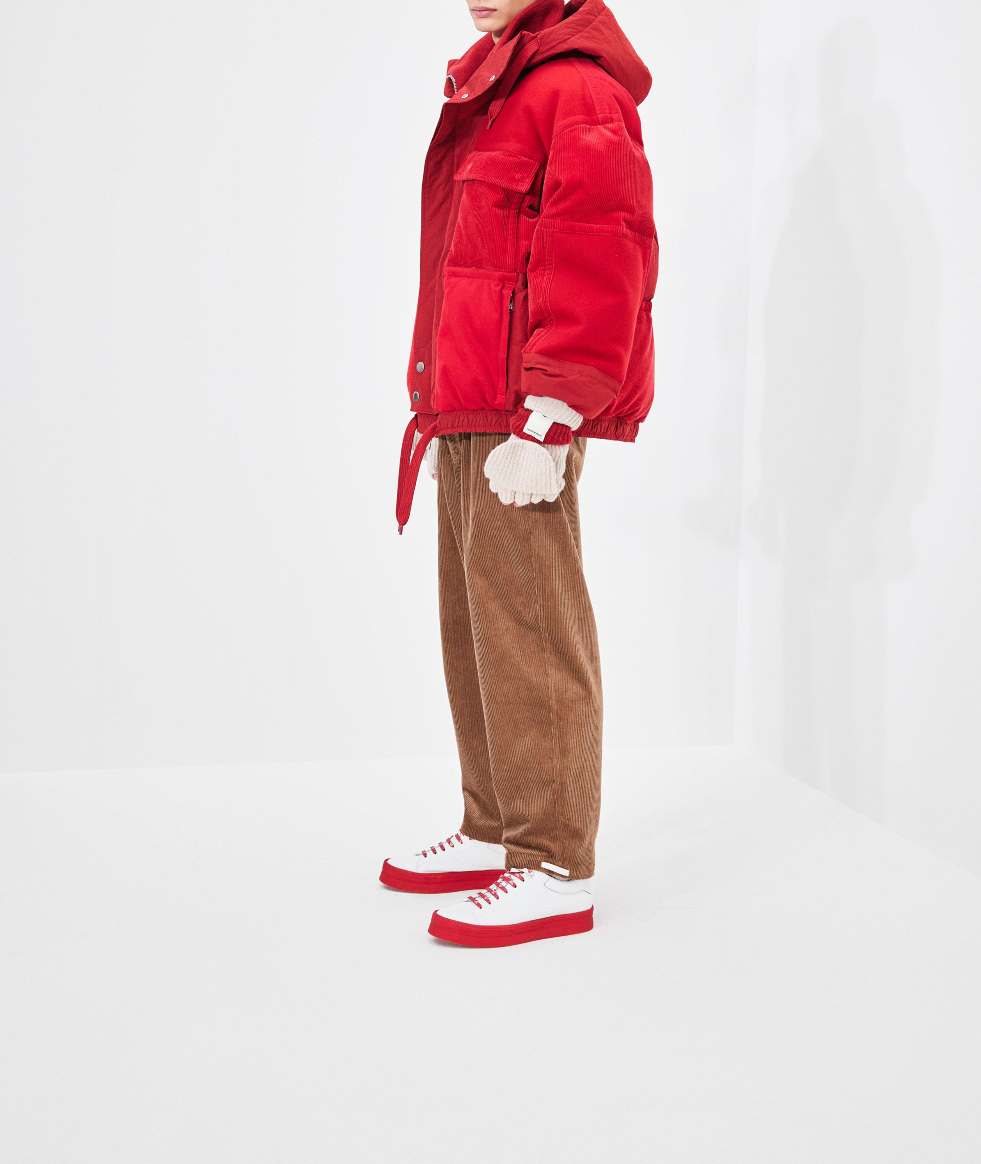 Thumbnail to select image 6