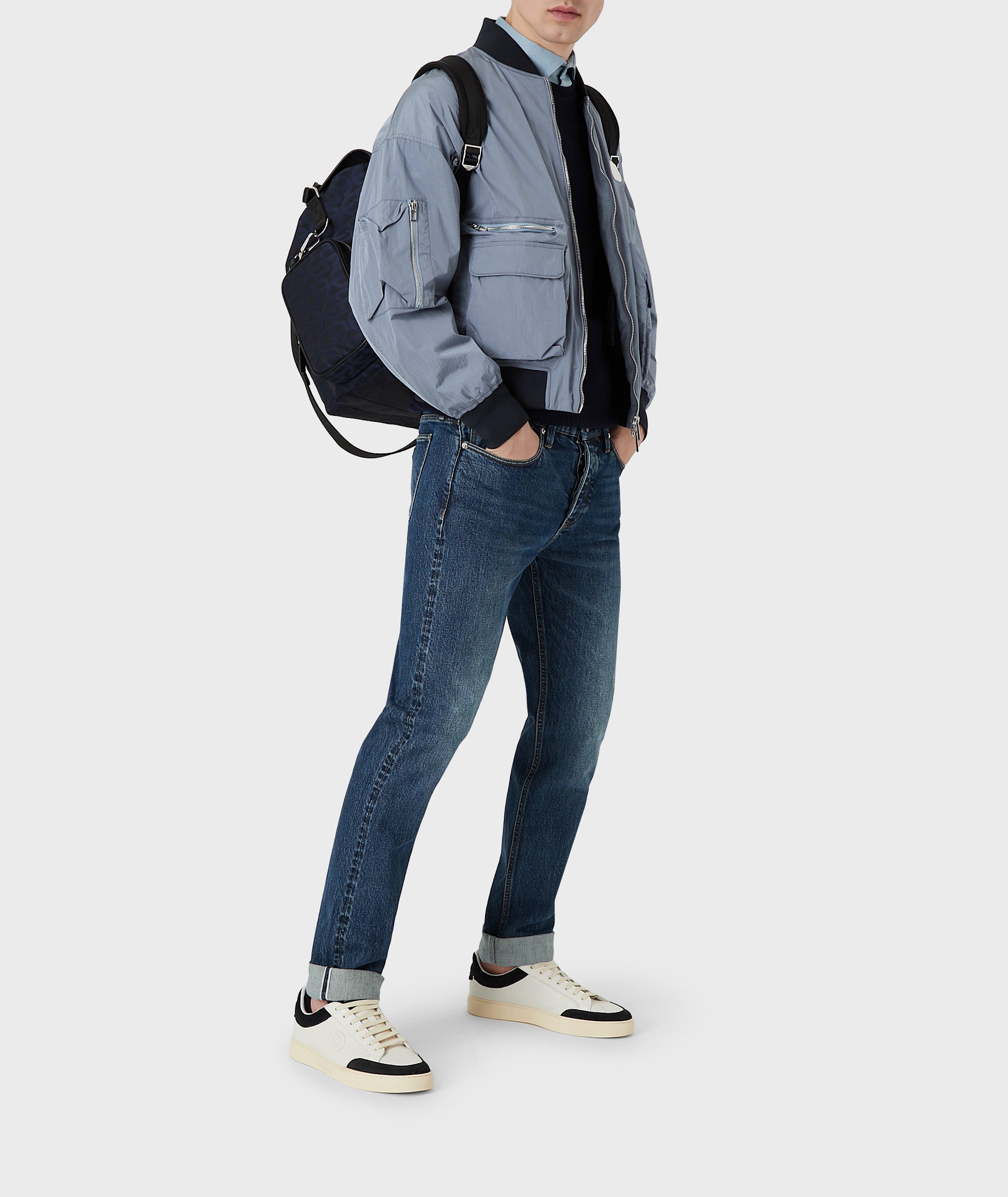 Thumbnail to select image 5