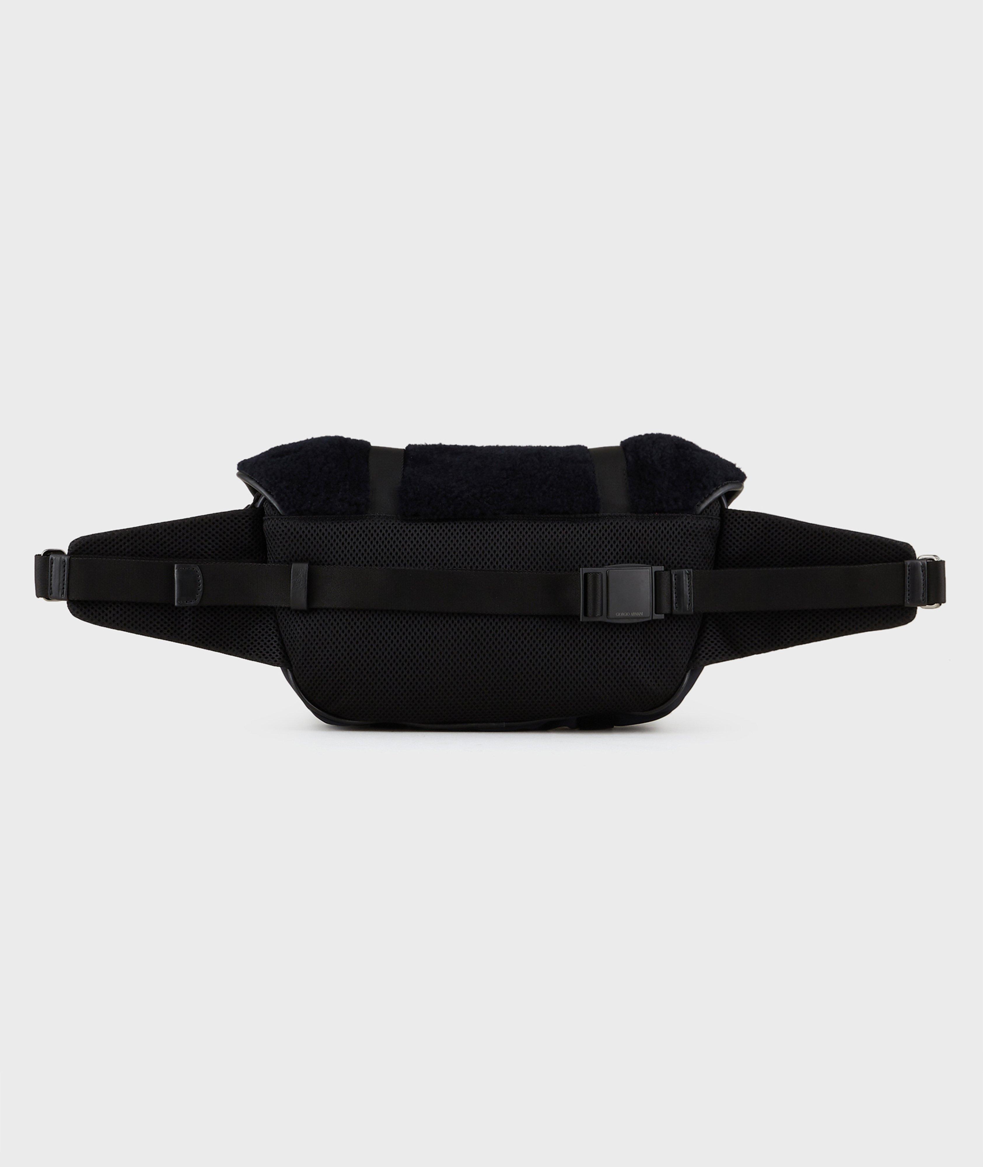 Sac banane en nylon et en rason, collection Neve image 3