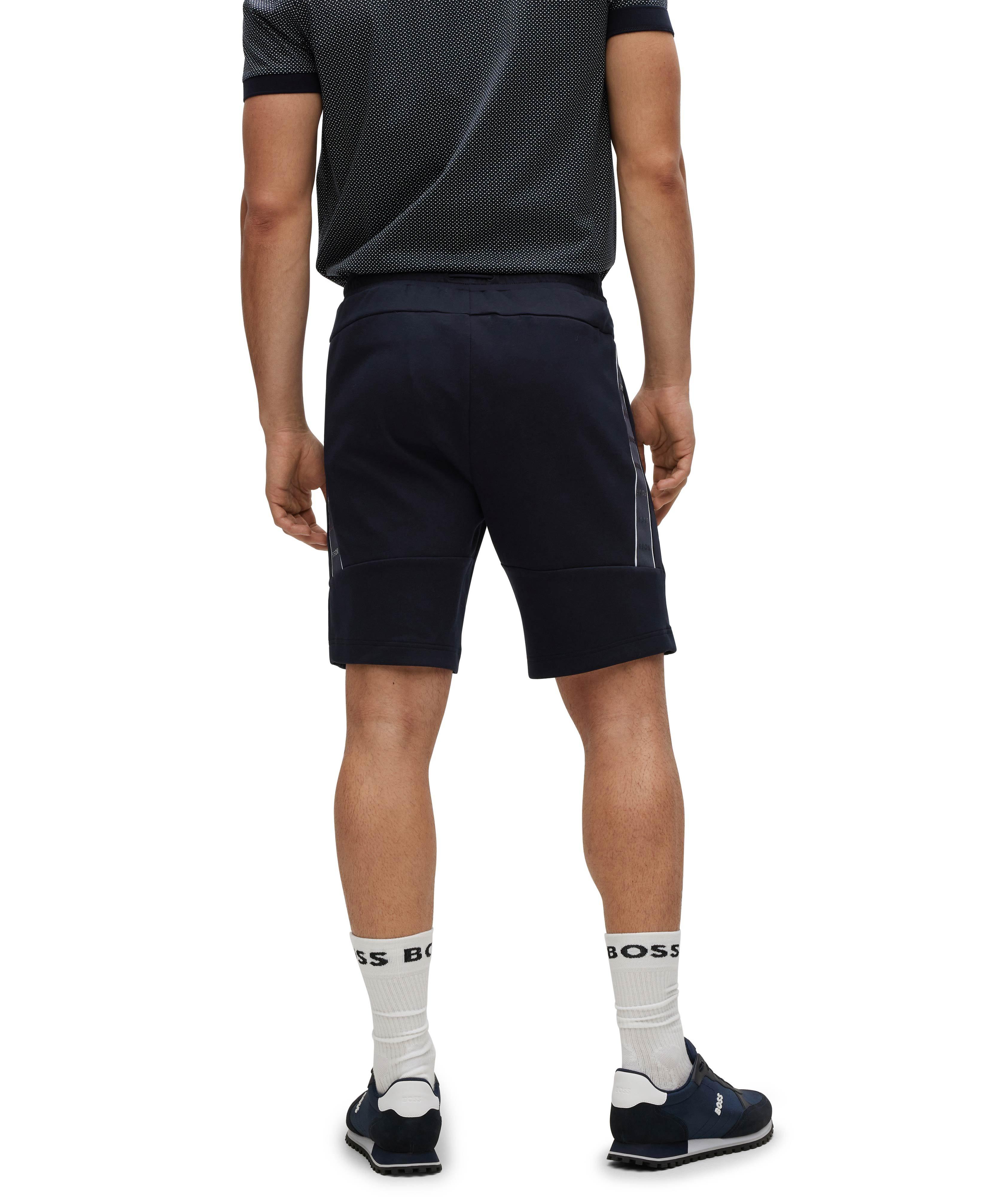 Short sport en coton avec rubans de marque image 2