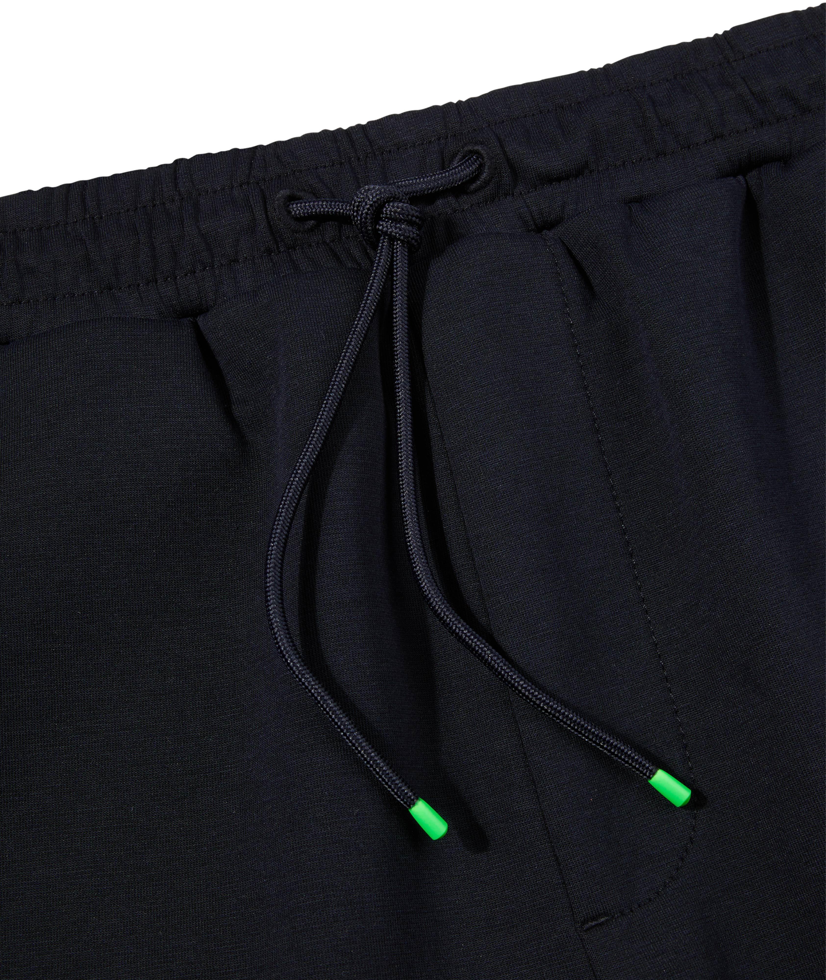Short sport en coton avec rubans de marque image 4
