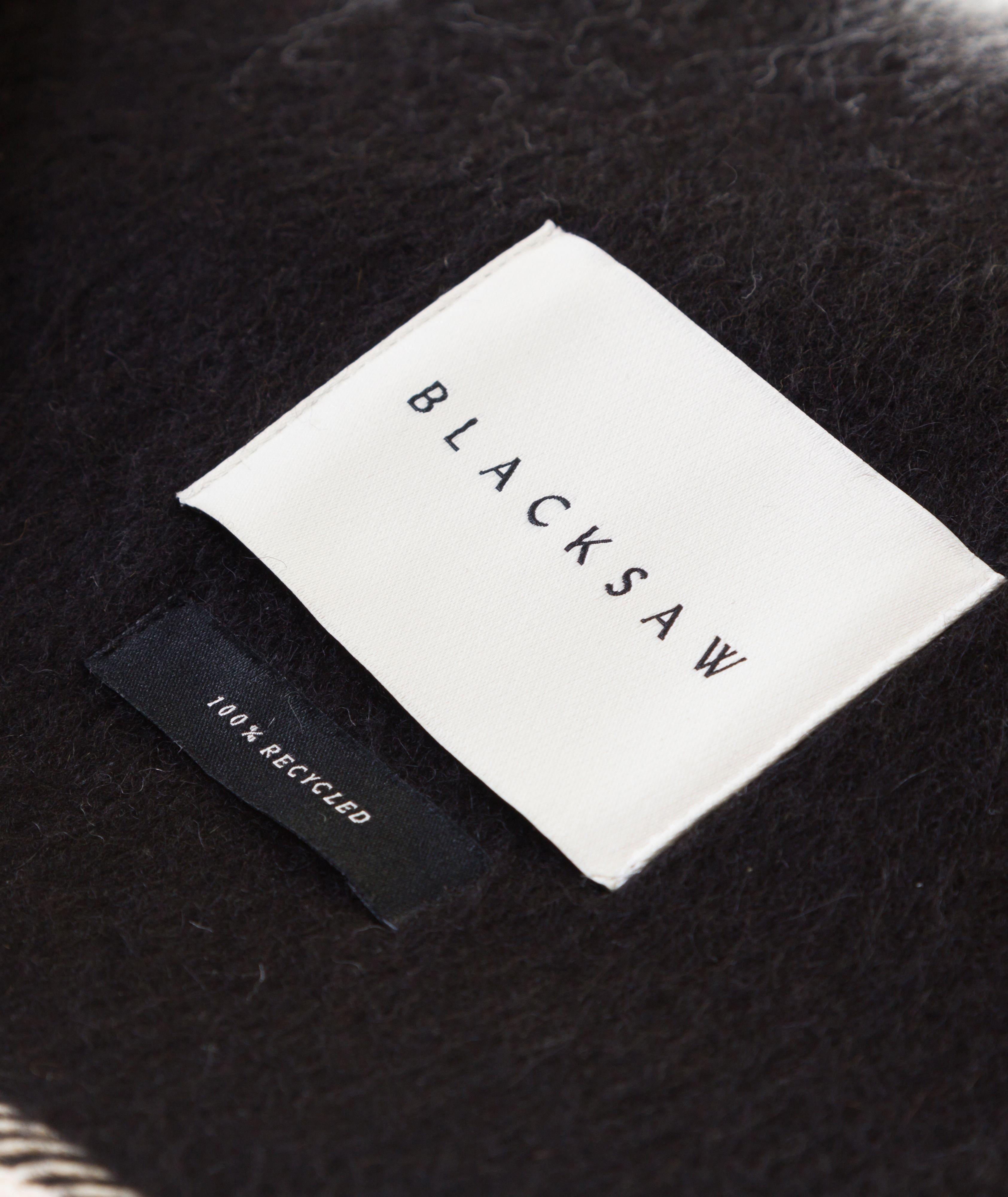 Thumbnail to select image 4