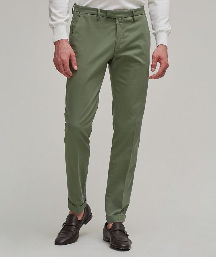 Pantalon en coton et en lyocell de coupe amincie image 1