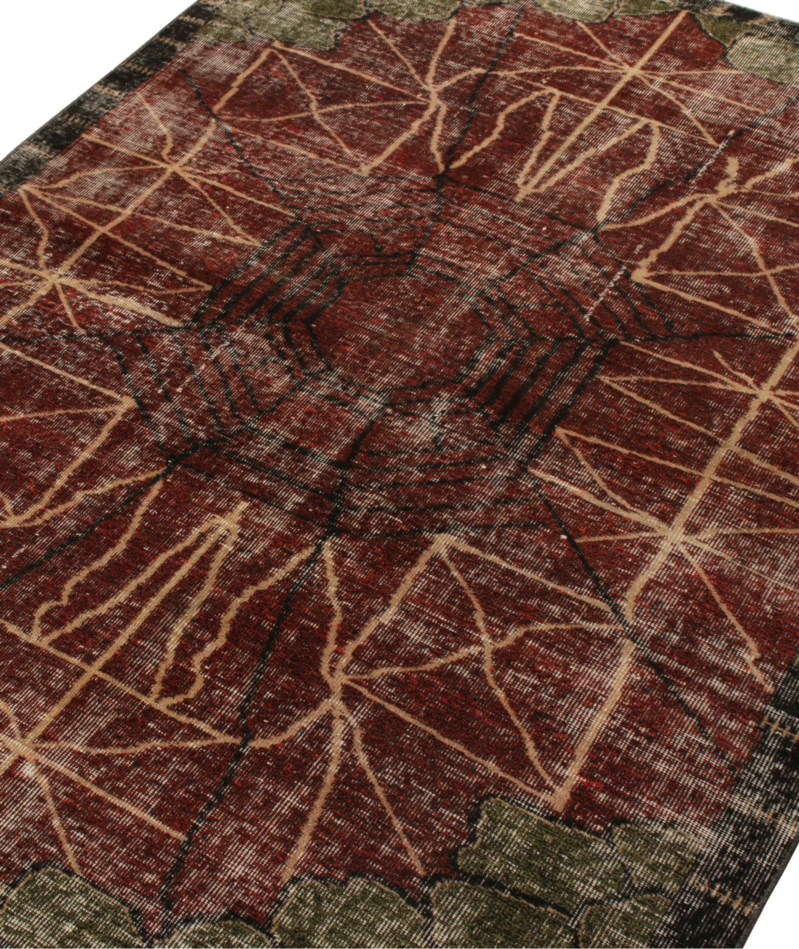 Tapis d’époque d’aspect usé à motif abstrait image 2