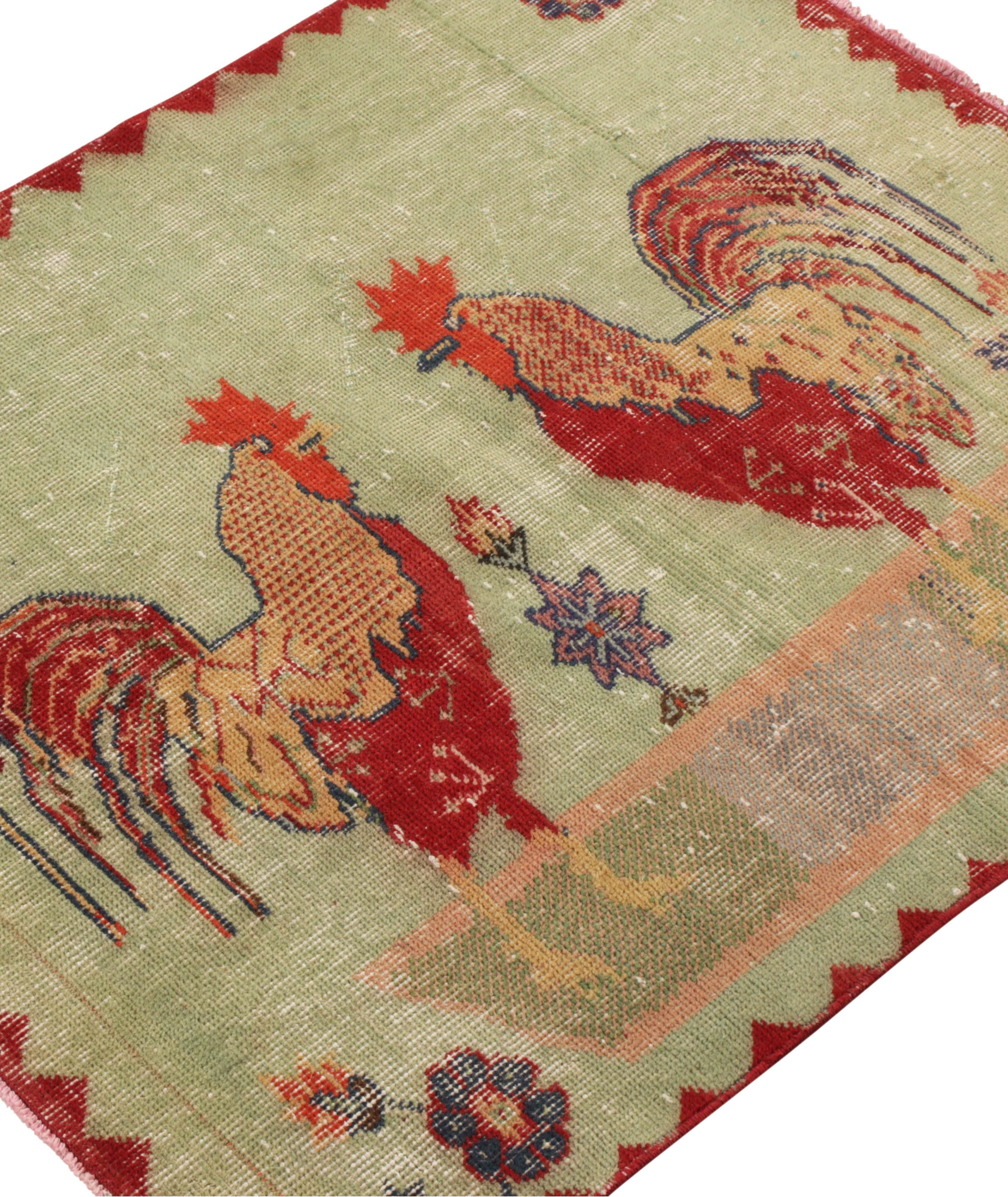 Tapis d’époque d’aspect usé à motif de coqs image 2