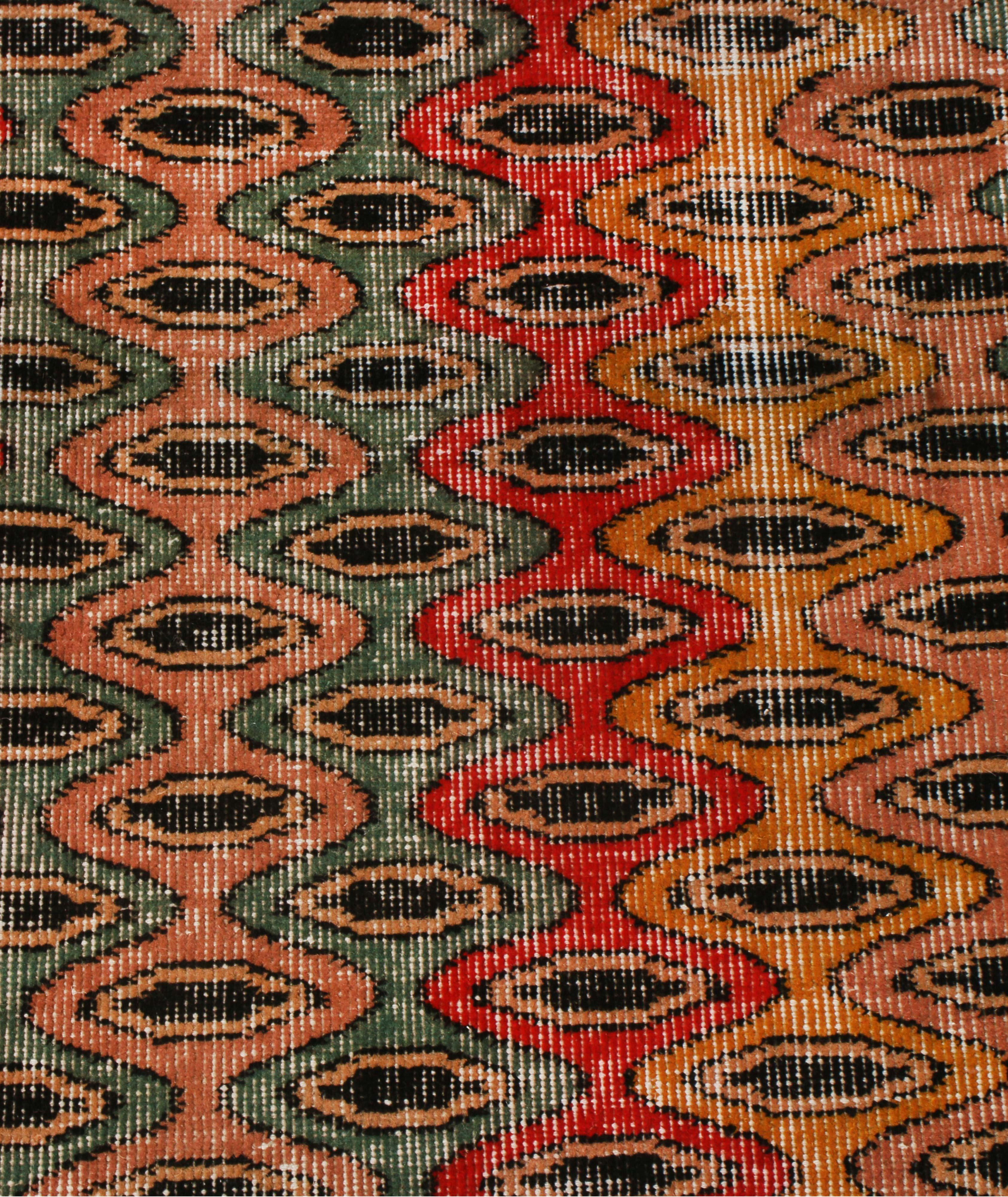 1960s Vintage Distressed Zeki Müren Retro Pattern image 2
