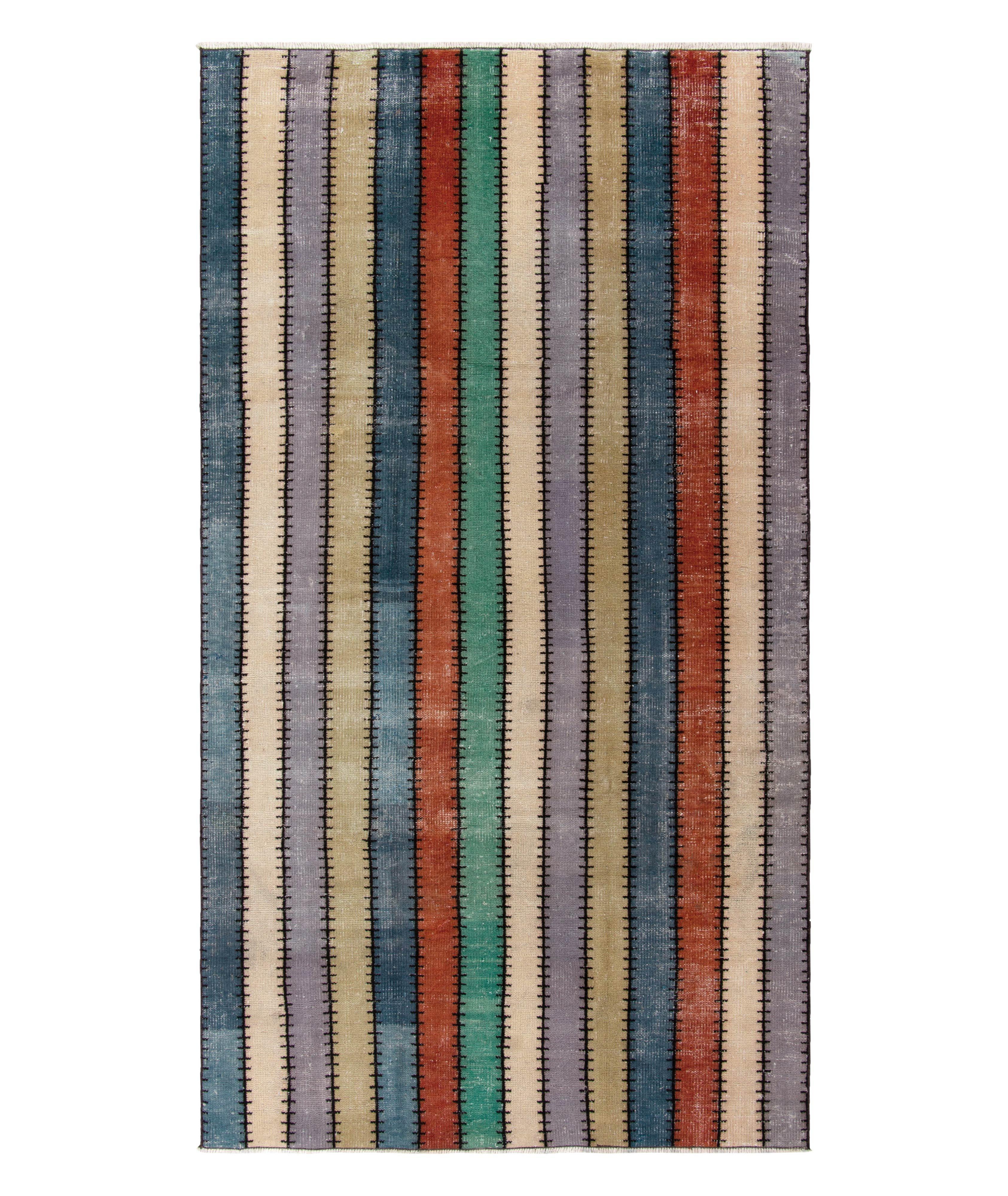 Tapis d’époque d’aspect usé à rayures image 0