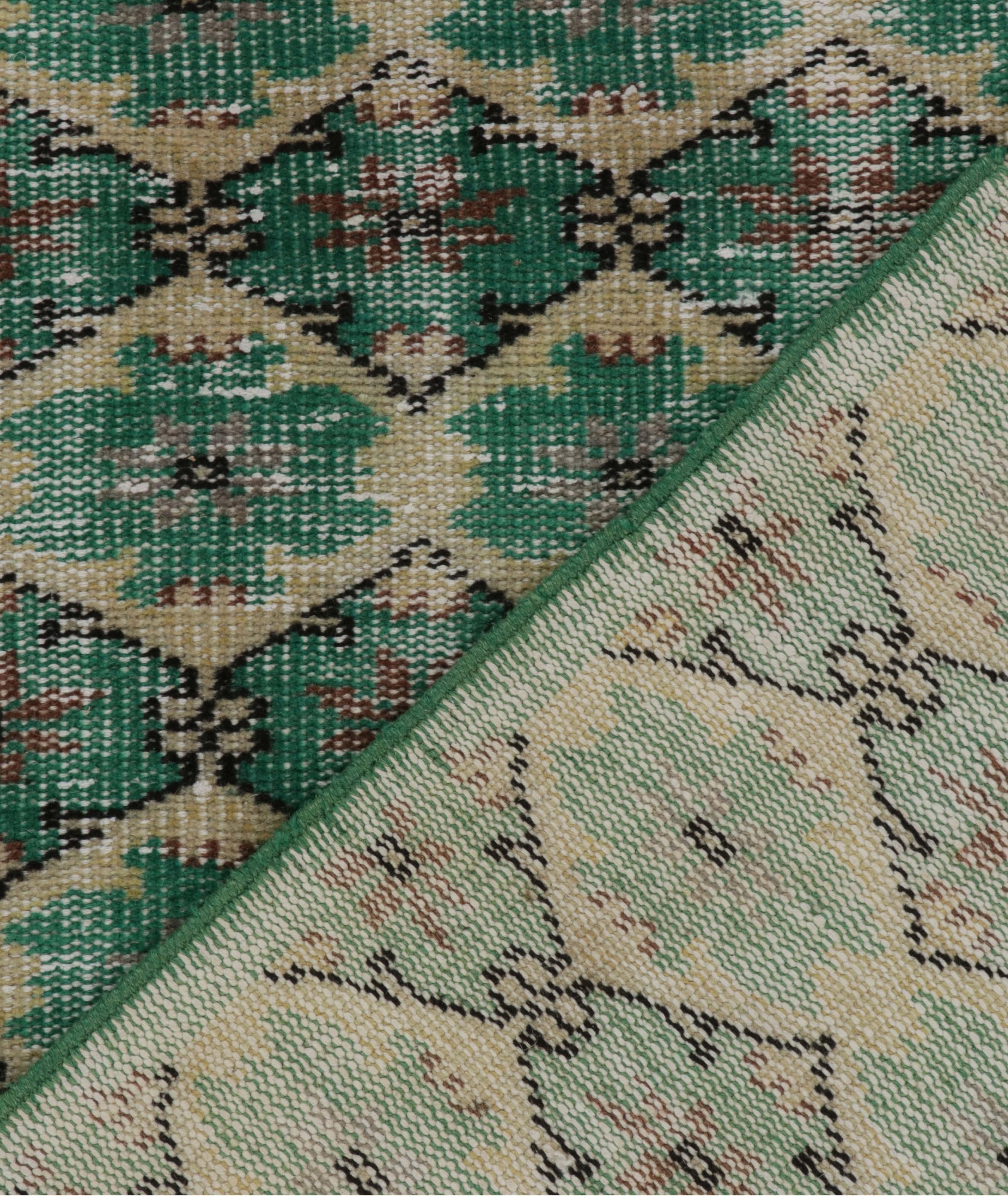 Tapis d’époque d’aspect usé à motif image 6