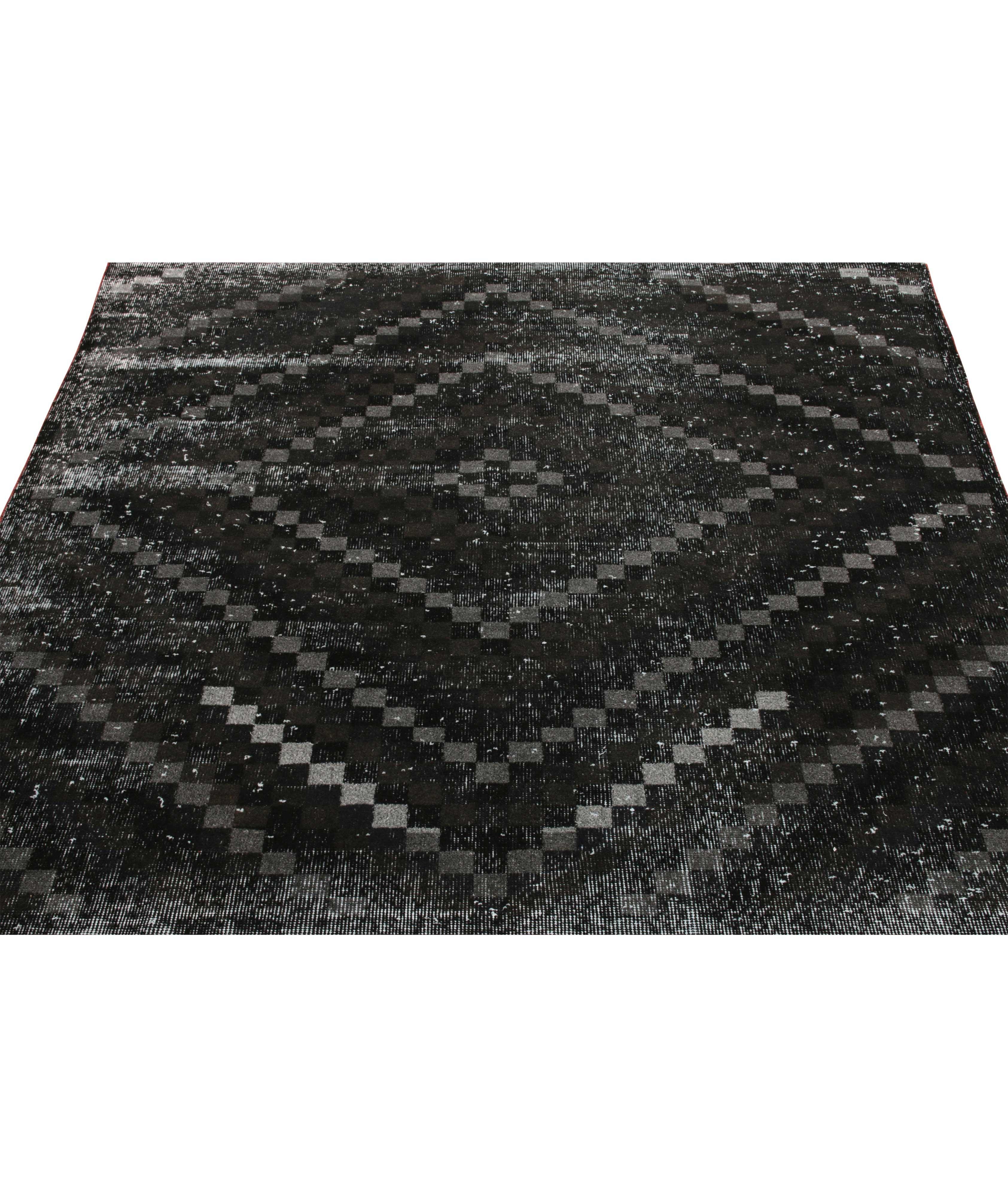 Tapis d’époque à motif géométrique image 1