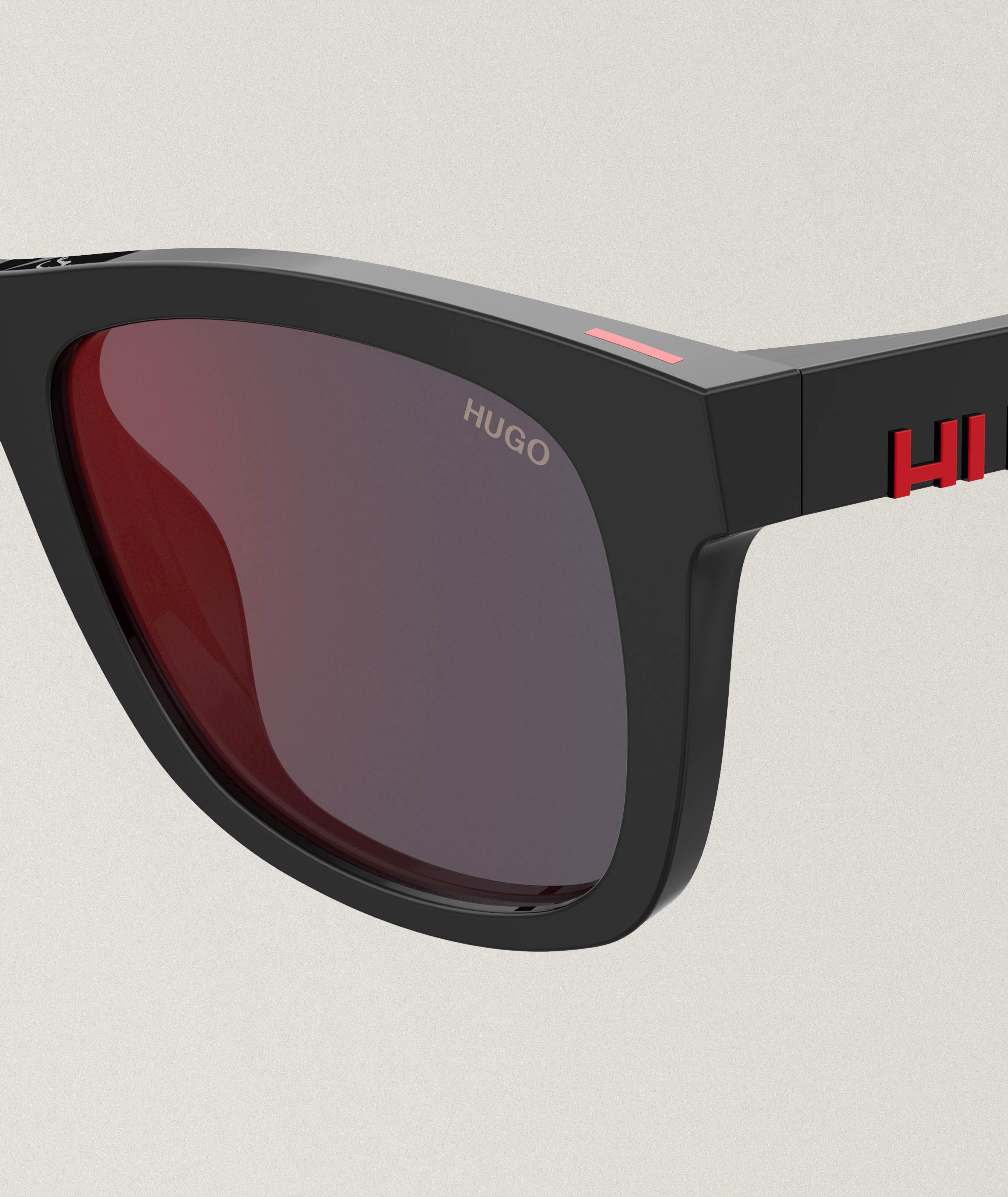 Lunettes de soleil à verres miroitants image 3