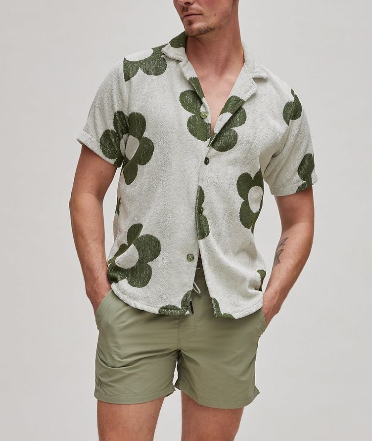 Chemise en tissu bouclé à motif floral et à col cubain image 3
