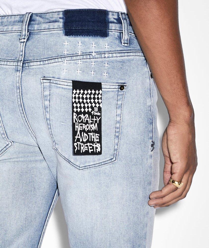 Thumbnail to select image 2