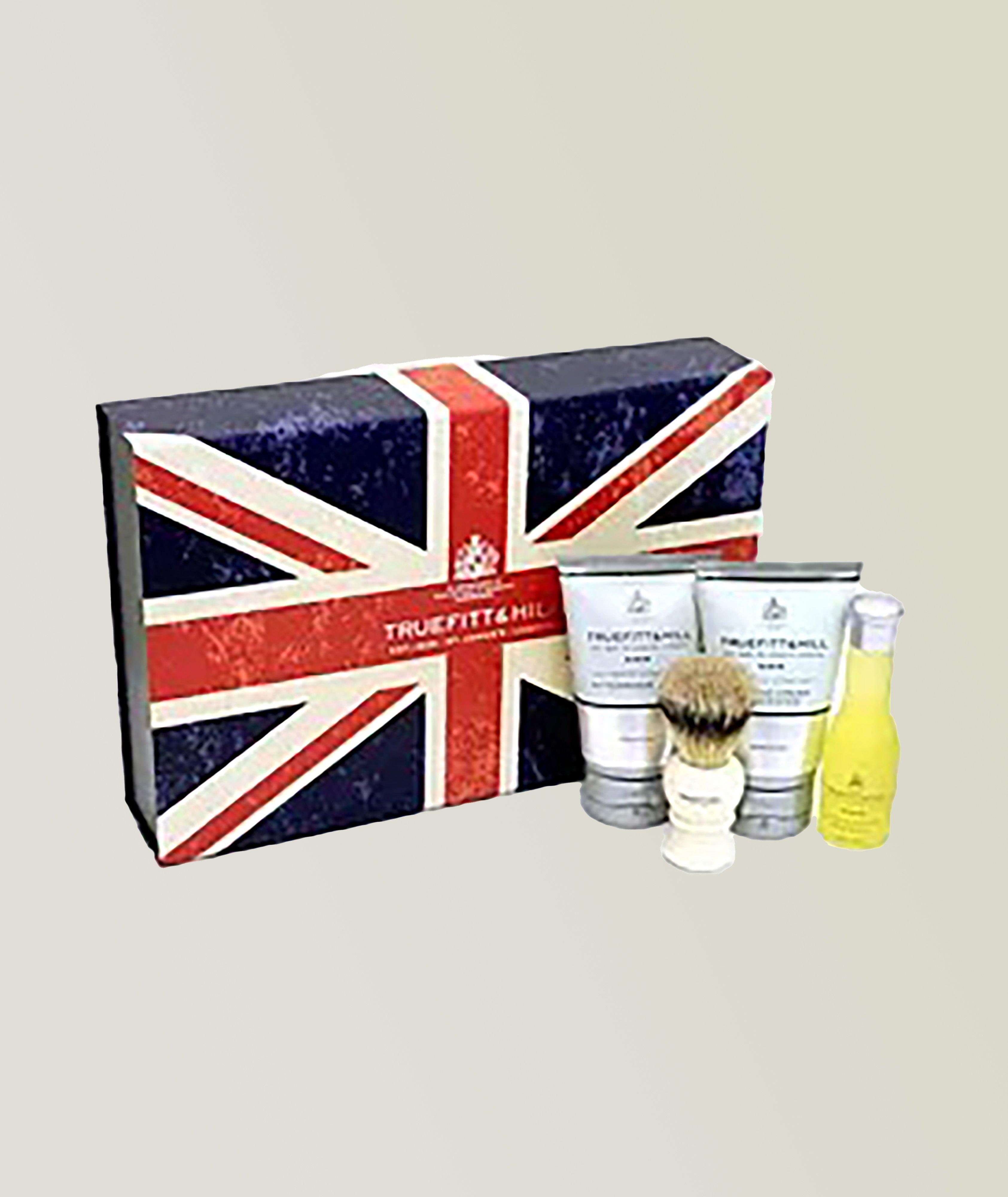 The Essential Travel Kit image 0