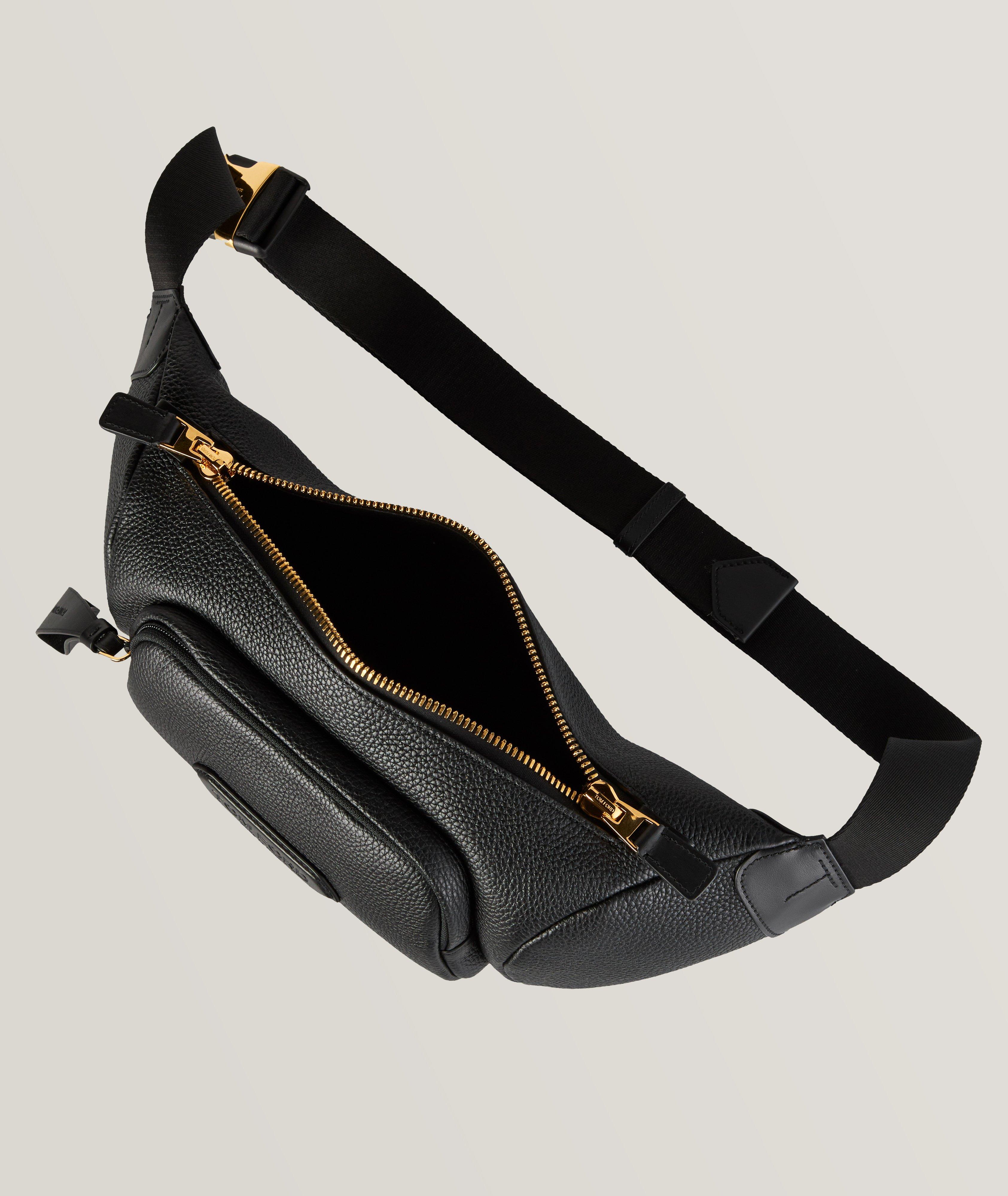 Sac banane en cuir grenu avec plaque de marque image 2