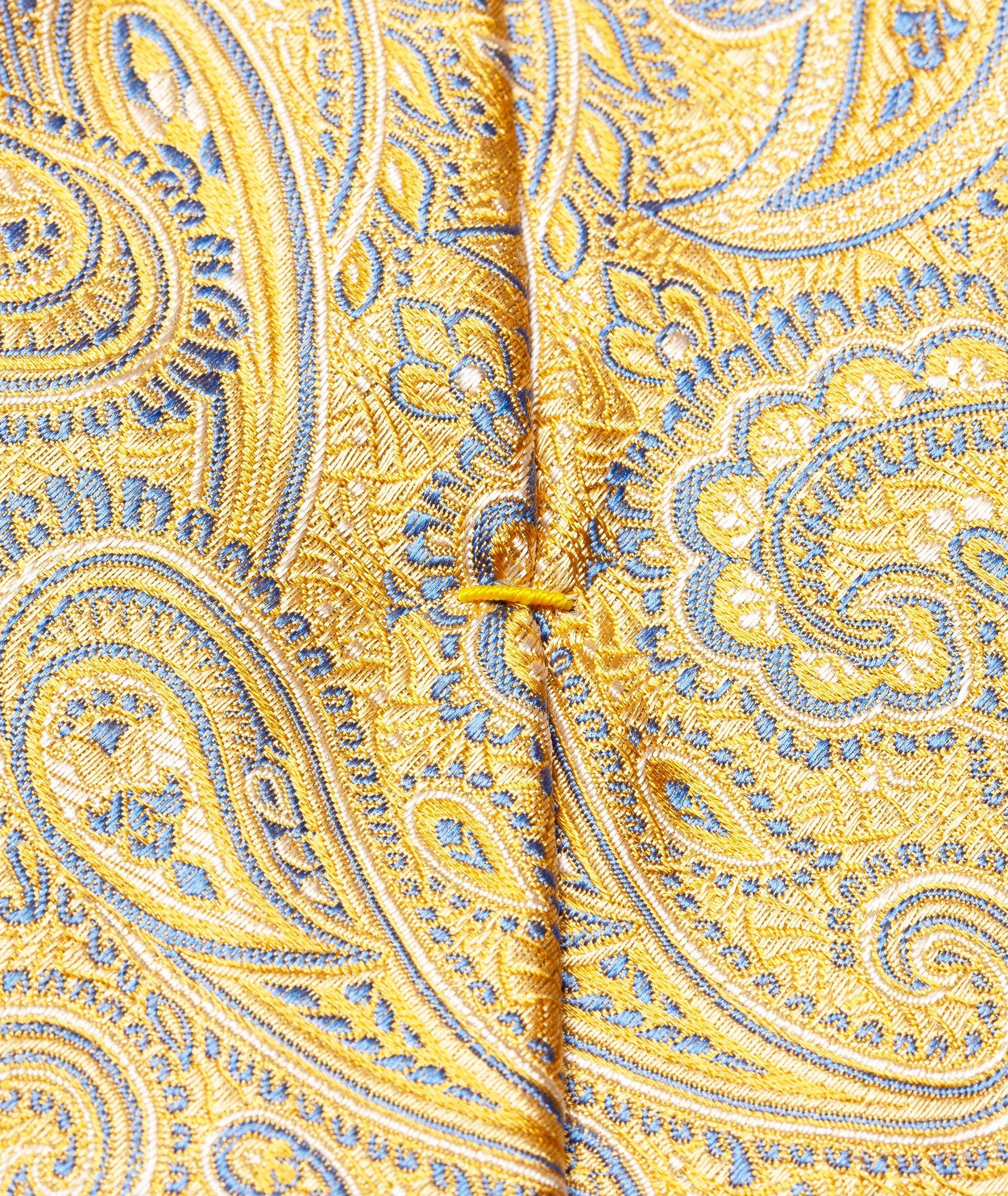Cravate en soie à motif paisley image 1