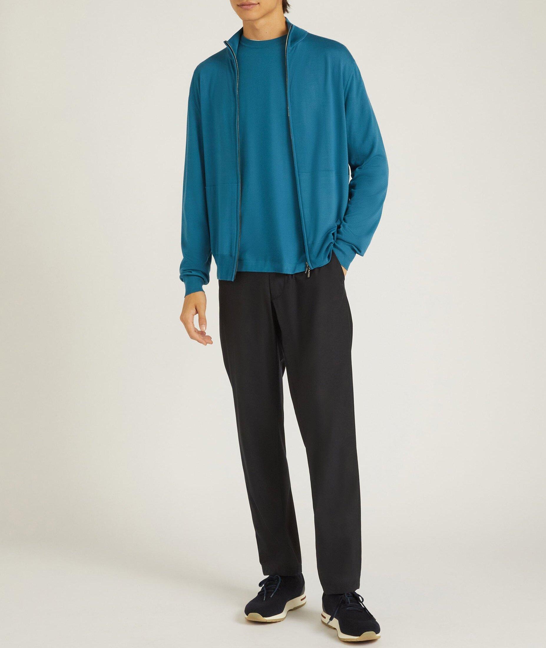 Thumbnail to select image 2