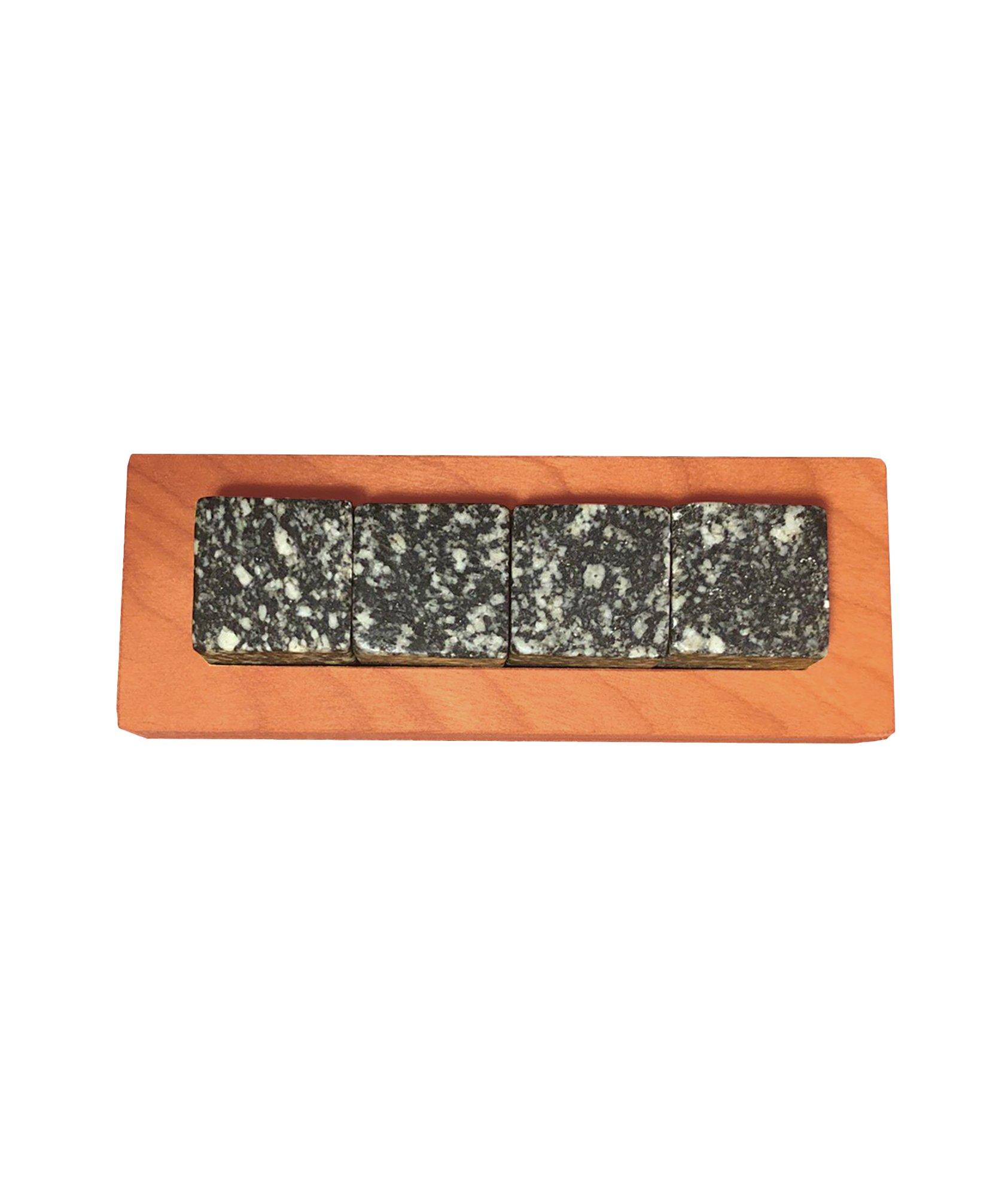 Thumbnail to select image 1