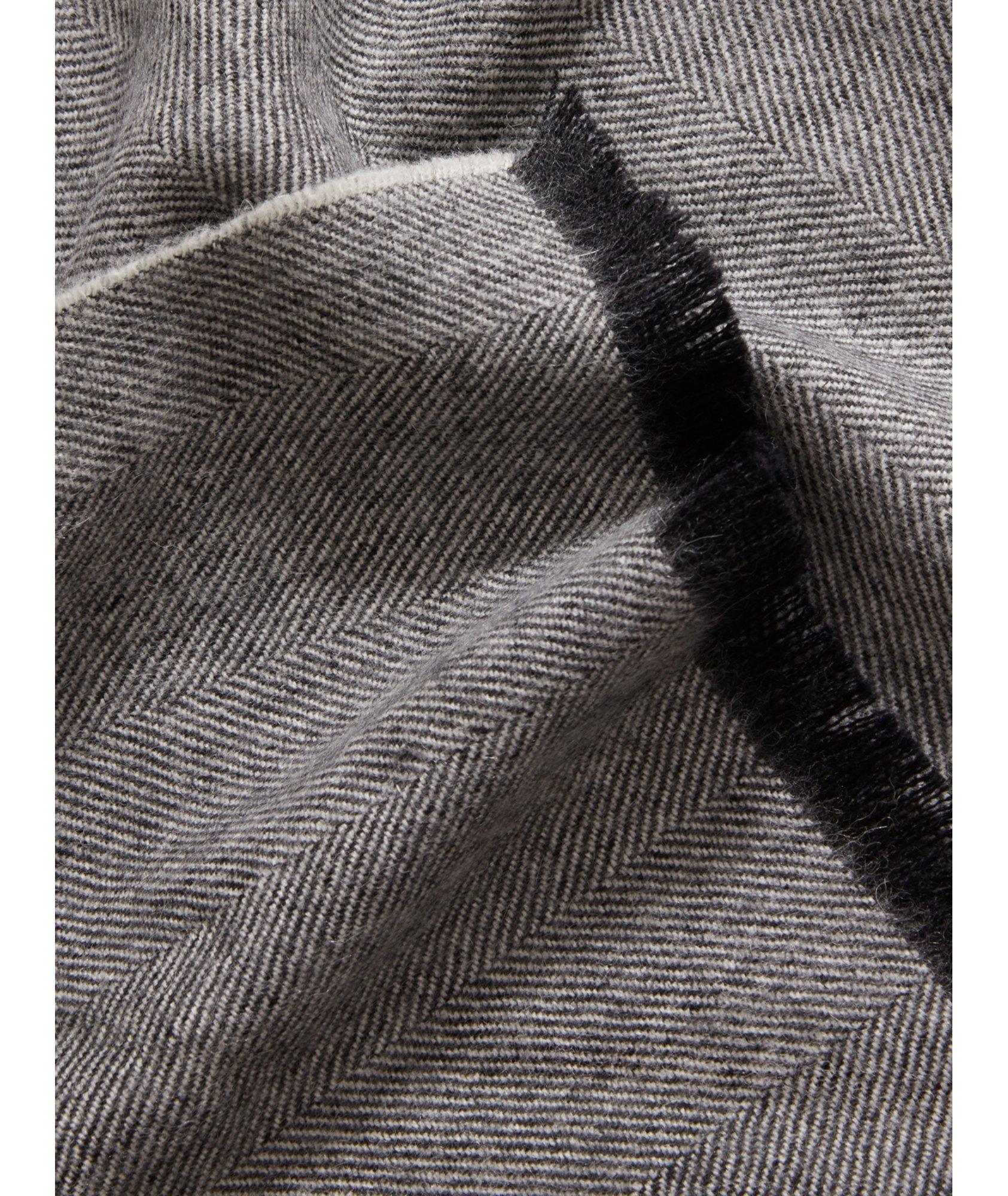 Thumbnail to select image 1