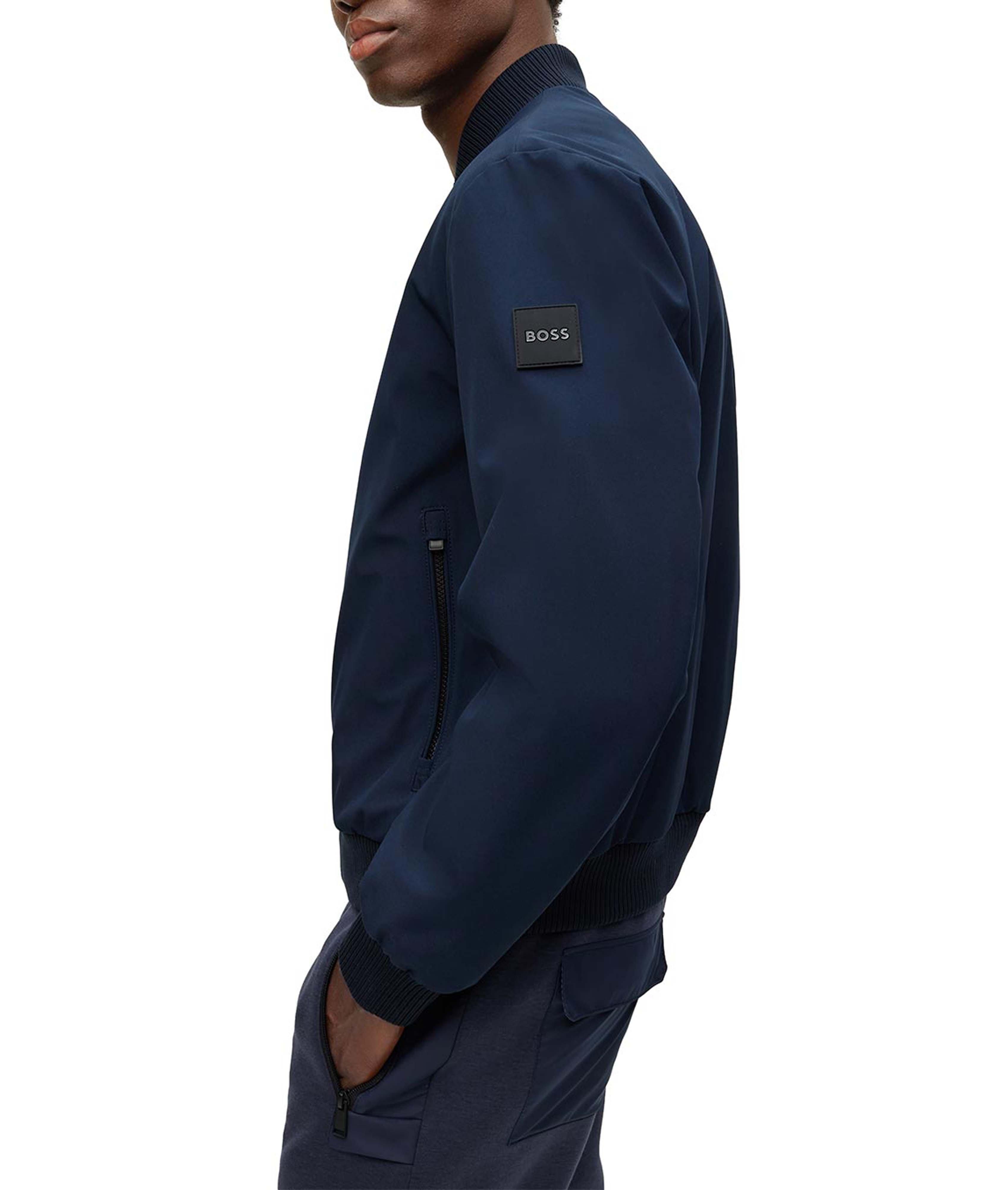 Thumbnail to select image 4