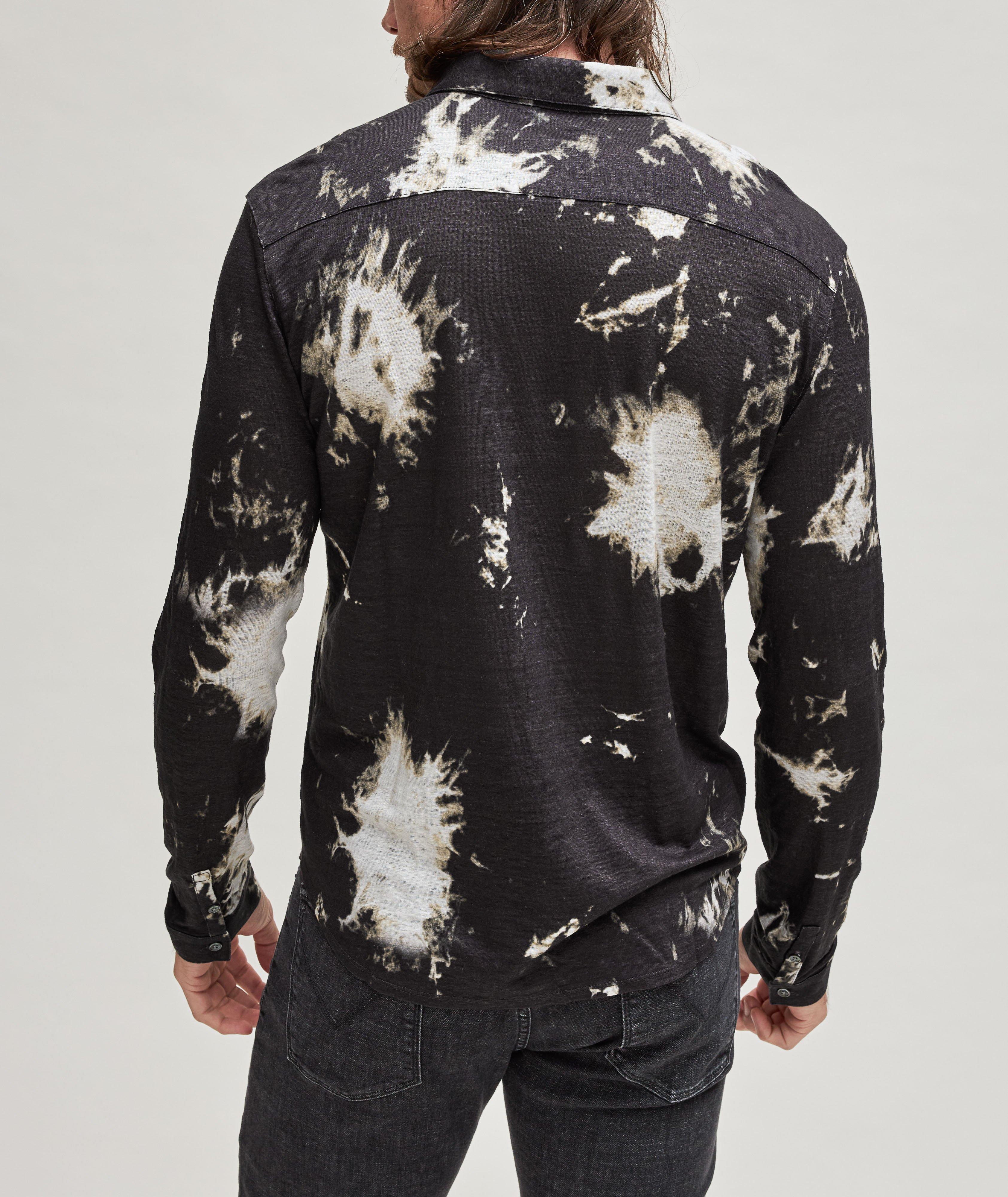 Chemise teinte par nouage de coupe contemporaine image 2