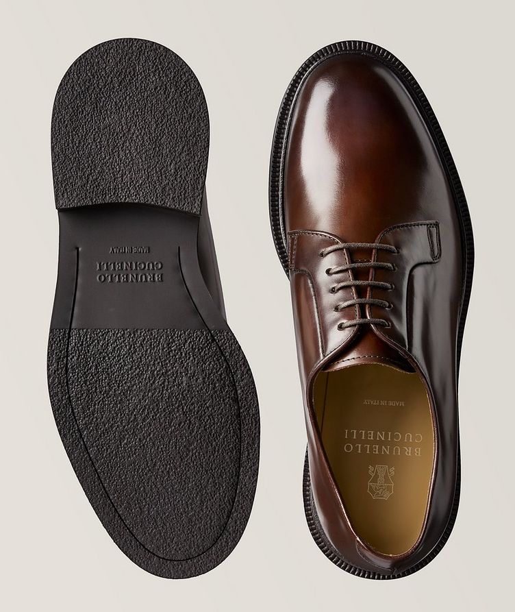 Chaussure lacée en cuir poli image 2